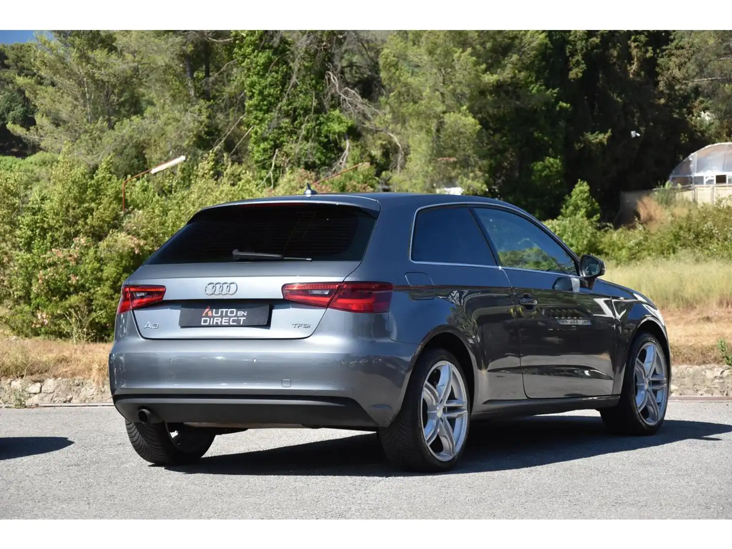 Audi A3 1.2 TFSI - 105  8V COUPE Ambition PHASE 1 Grijs - 2