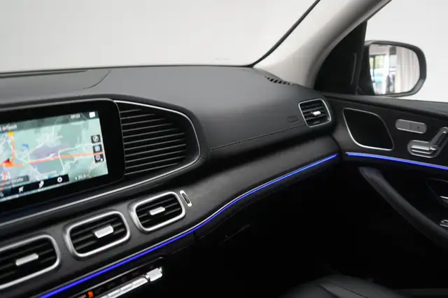 Mercedes-Benz GLE view 27