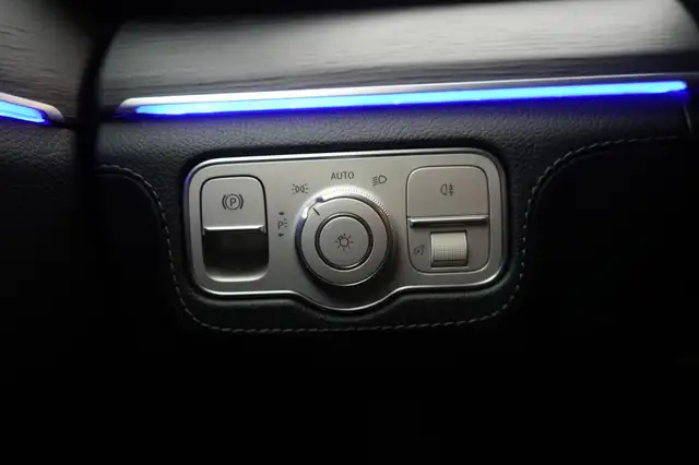 Mercedes-Benz GLE view 25