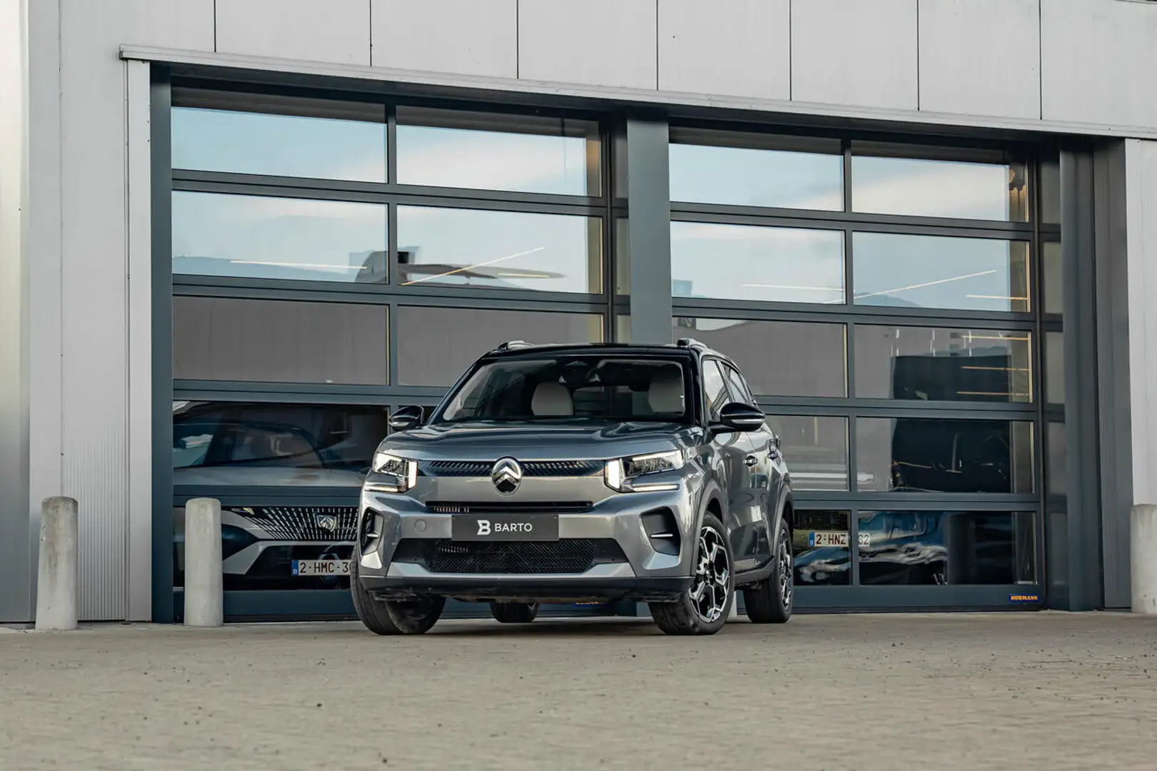 Citroen C3 100 PK MT | MAX | Camera | Navi | Airco | Apple... Grijs - 1