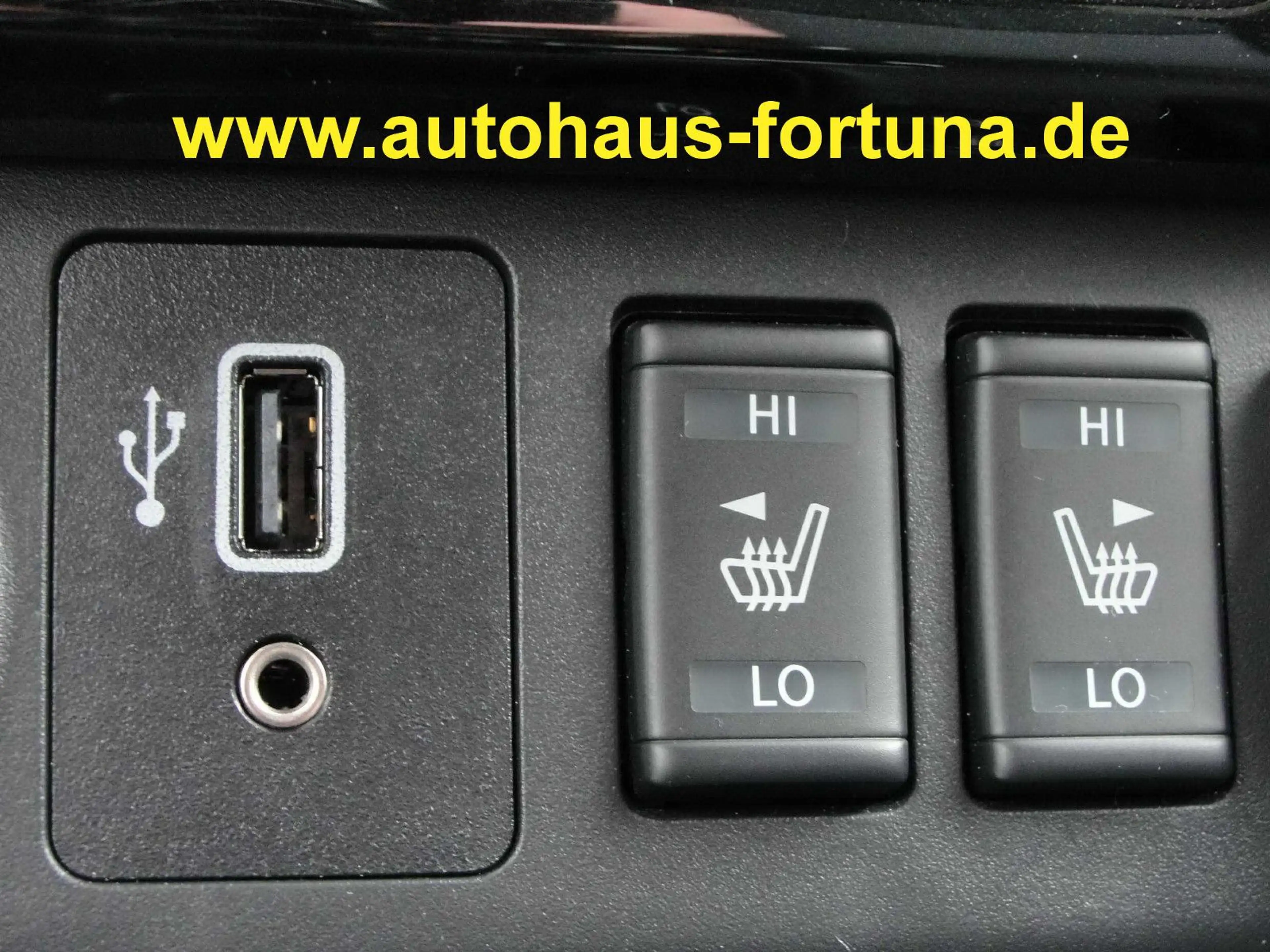 Nissan Leaf N-Connecta 40 kwh Kamera E-Pedal Winterpak — photo 15