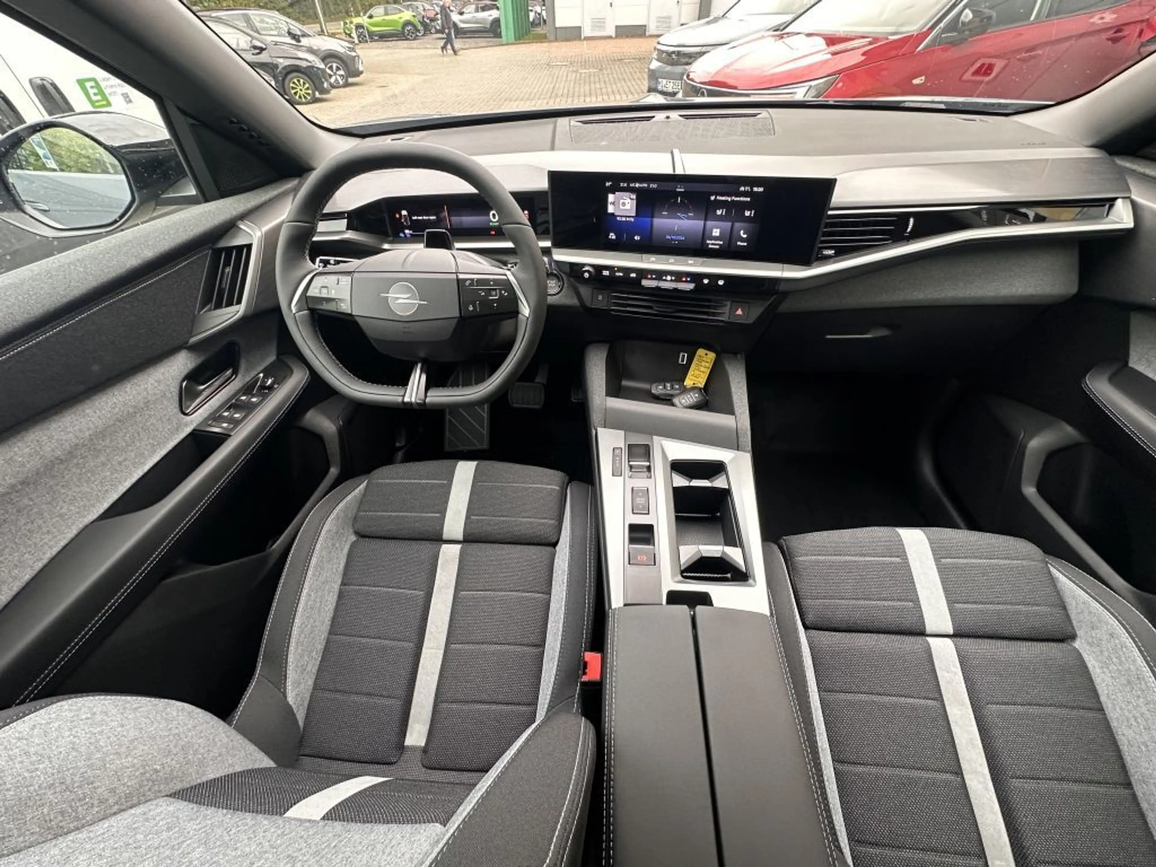Opel Grandland X Grandland Electric 73kWh Edition — photo 13