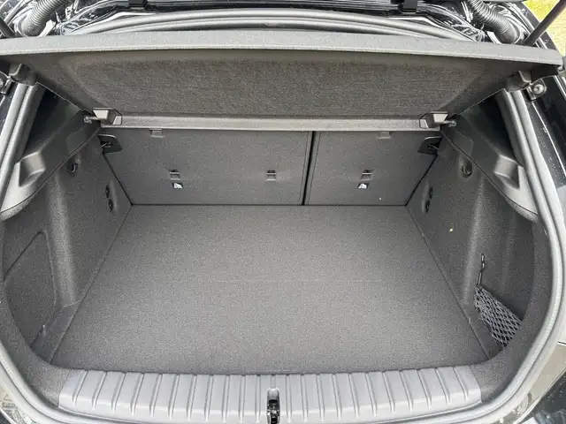 BMW 1 Series view 12