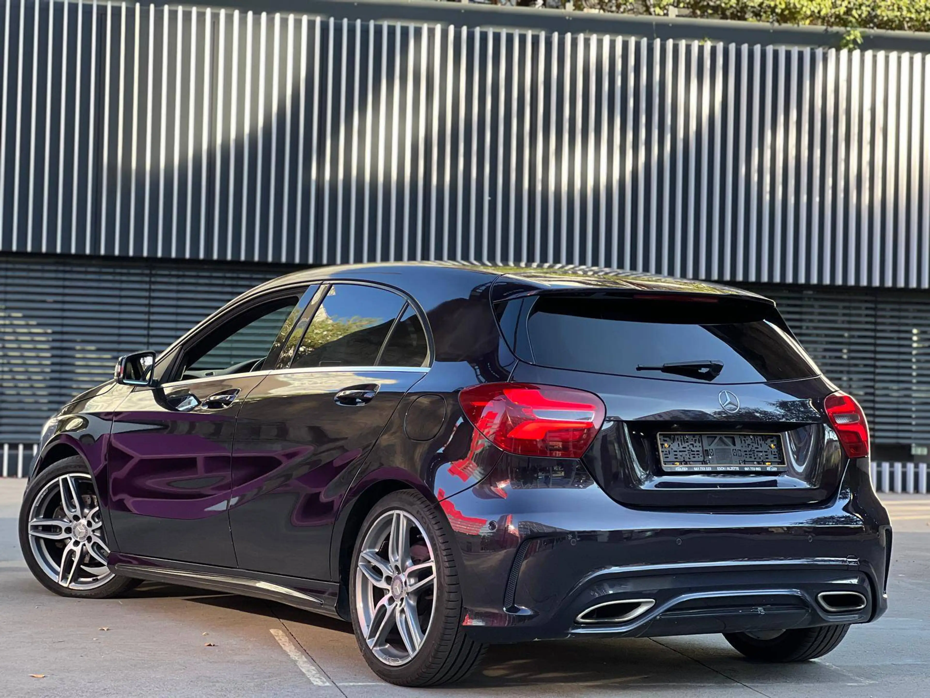 Mercedes-Benz A 200 AMG LINE / AUTOMATIQUE / ALCANTARA / — photo 4