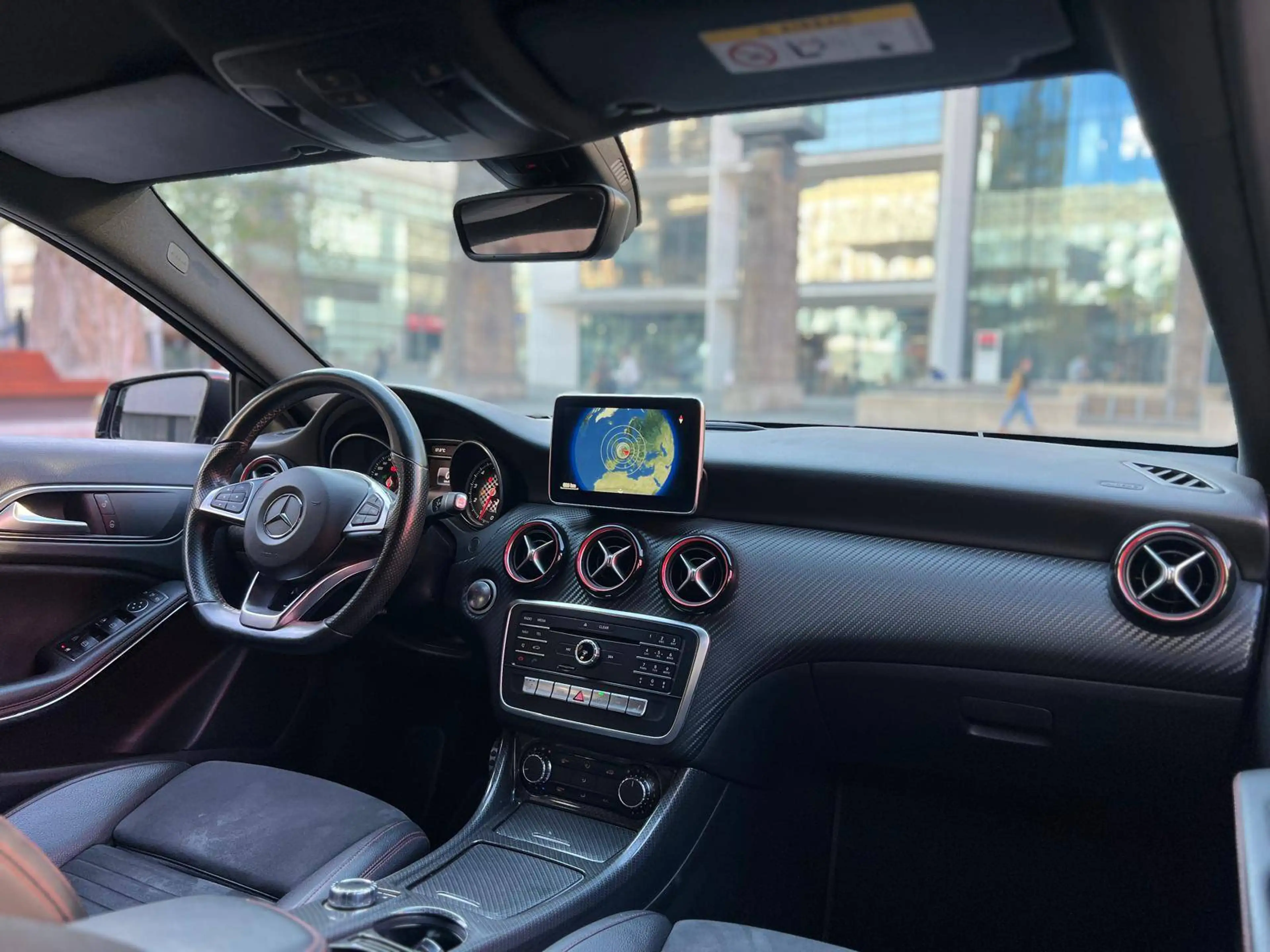 Mercedes-Benz A 200 AMG LINE / AUTOMATIQUE / ALCANTARA / — photo 12