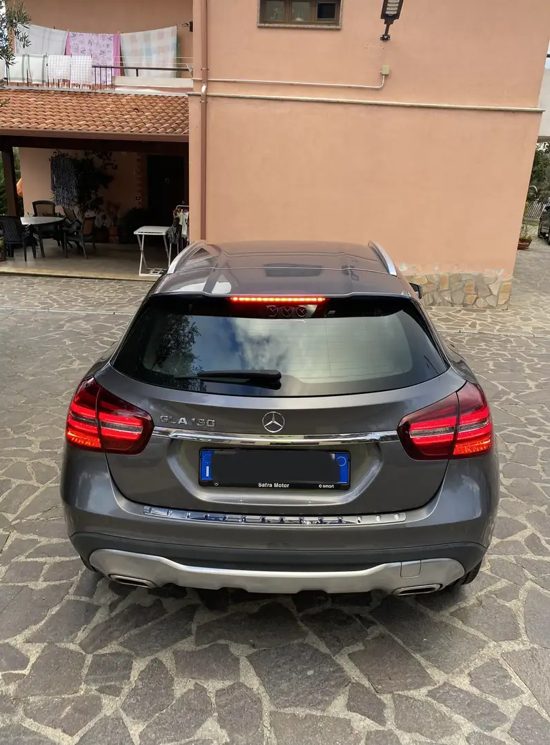 Mercedes-Benz GLA 180 Premium auto - 1