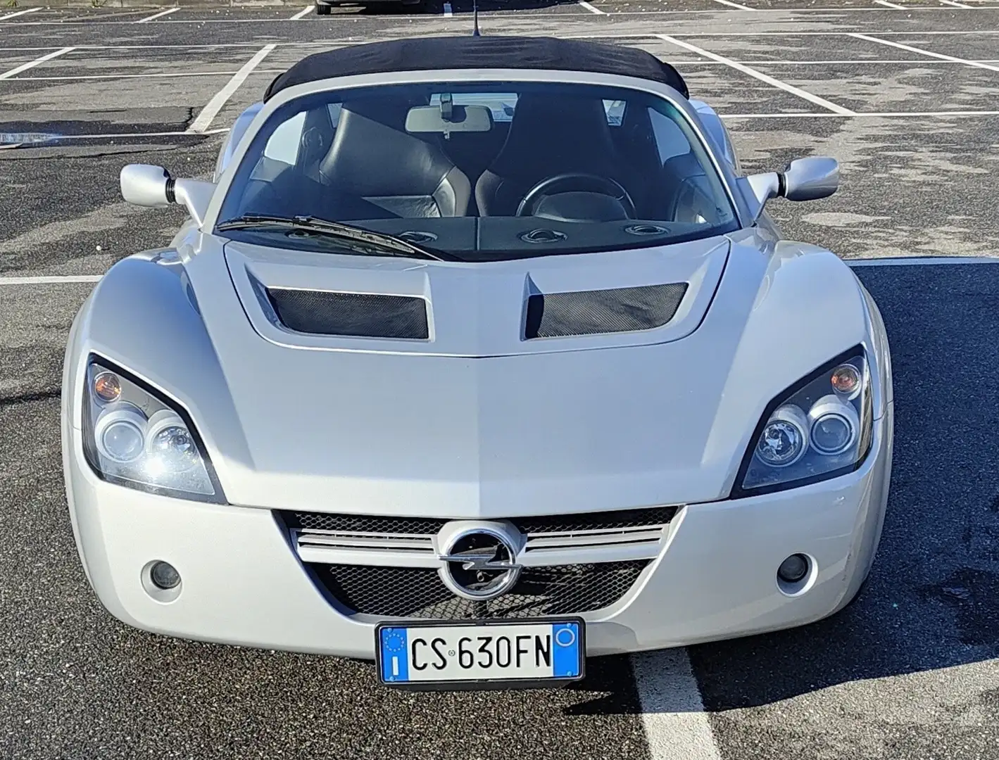 Opel Speedster 2.2 16v - 1