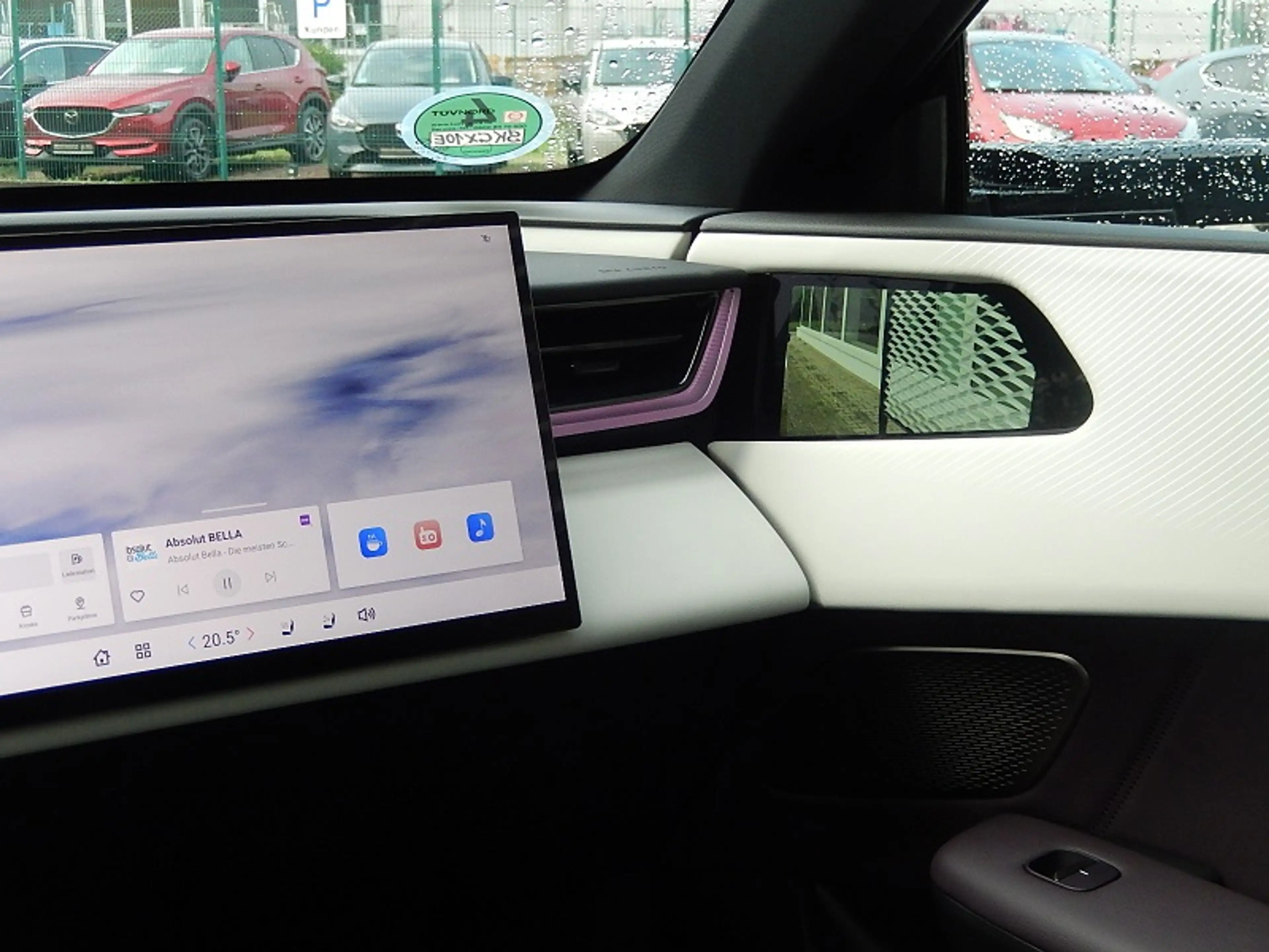 Mazda CX-6e EV 258ps — photo 12