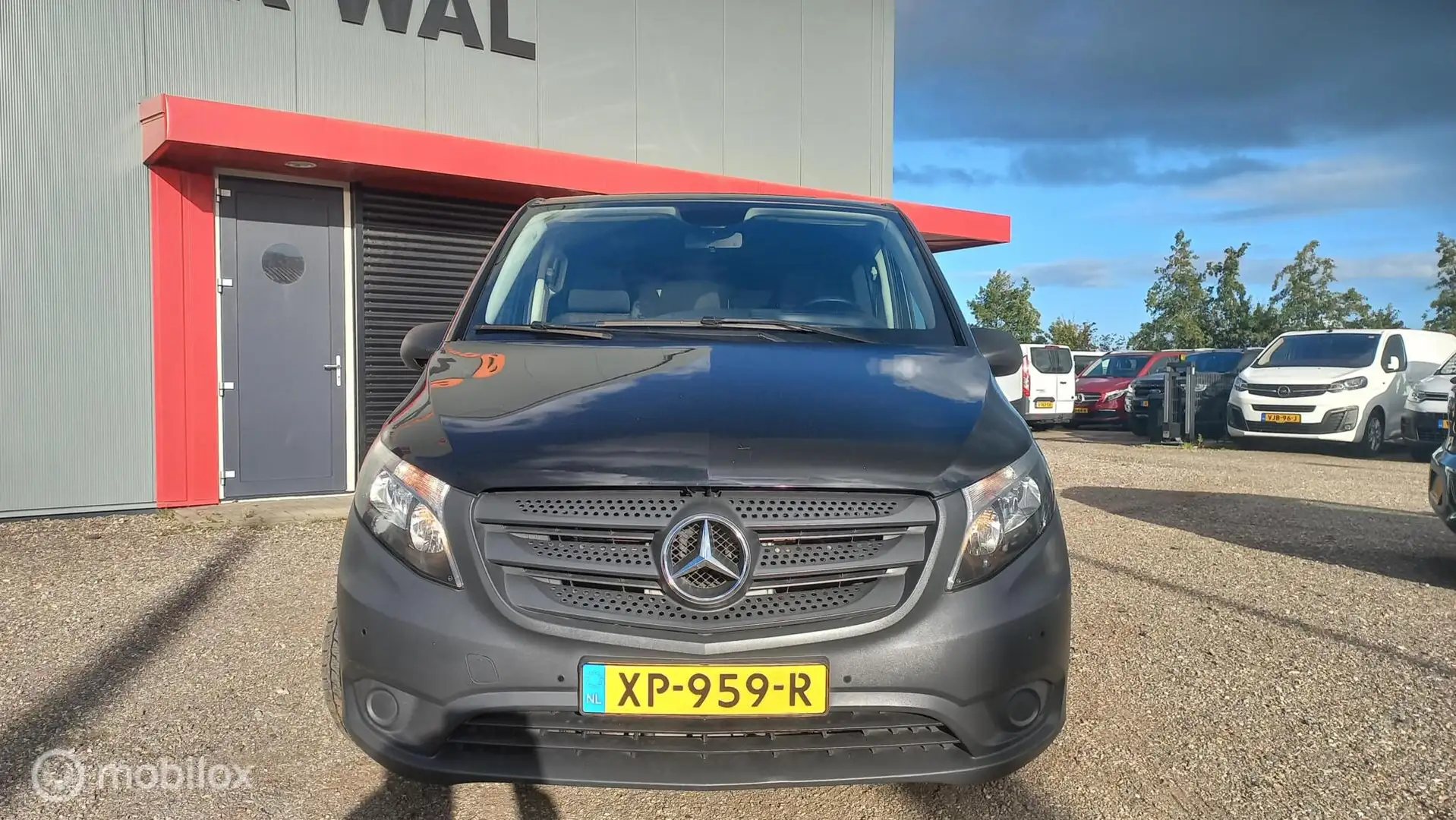Mercedes-Benz Vito Tourer 116 BlueTEC Pro Lang 9 PERSOONS Negro - 2