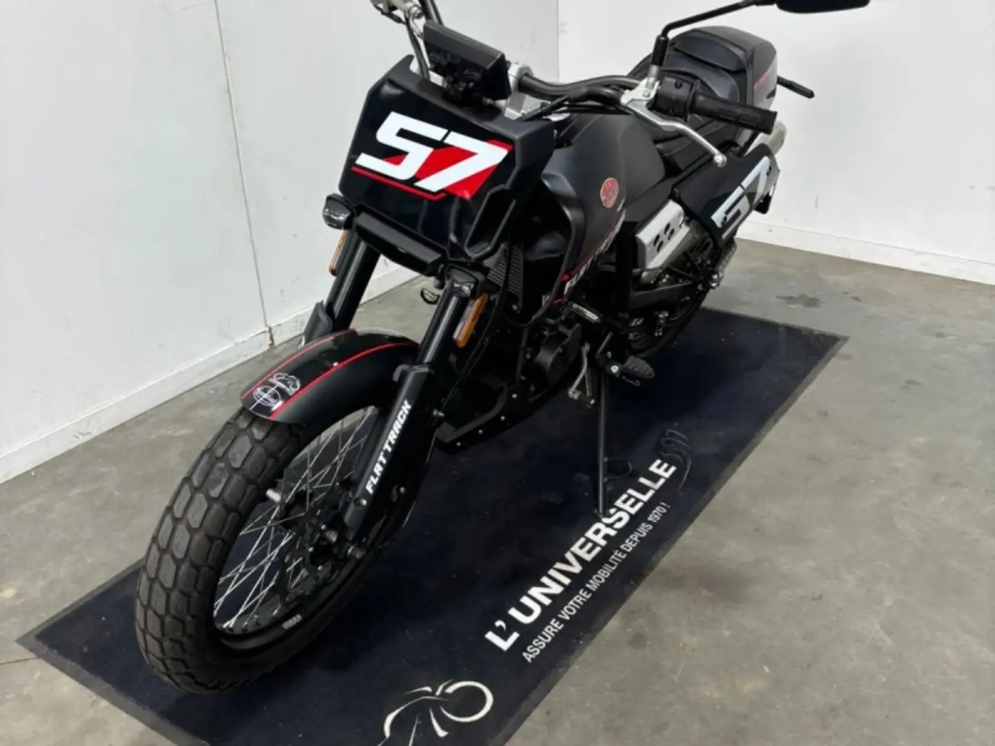 Mondial FLAT TRACK 125i Černá - 2