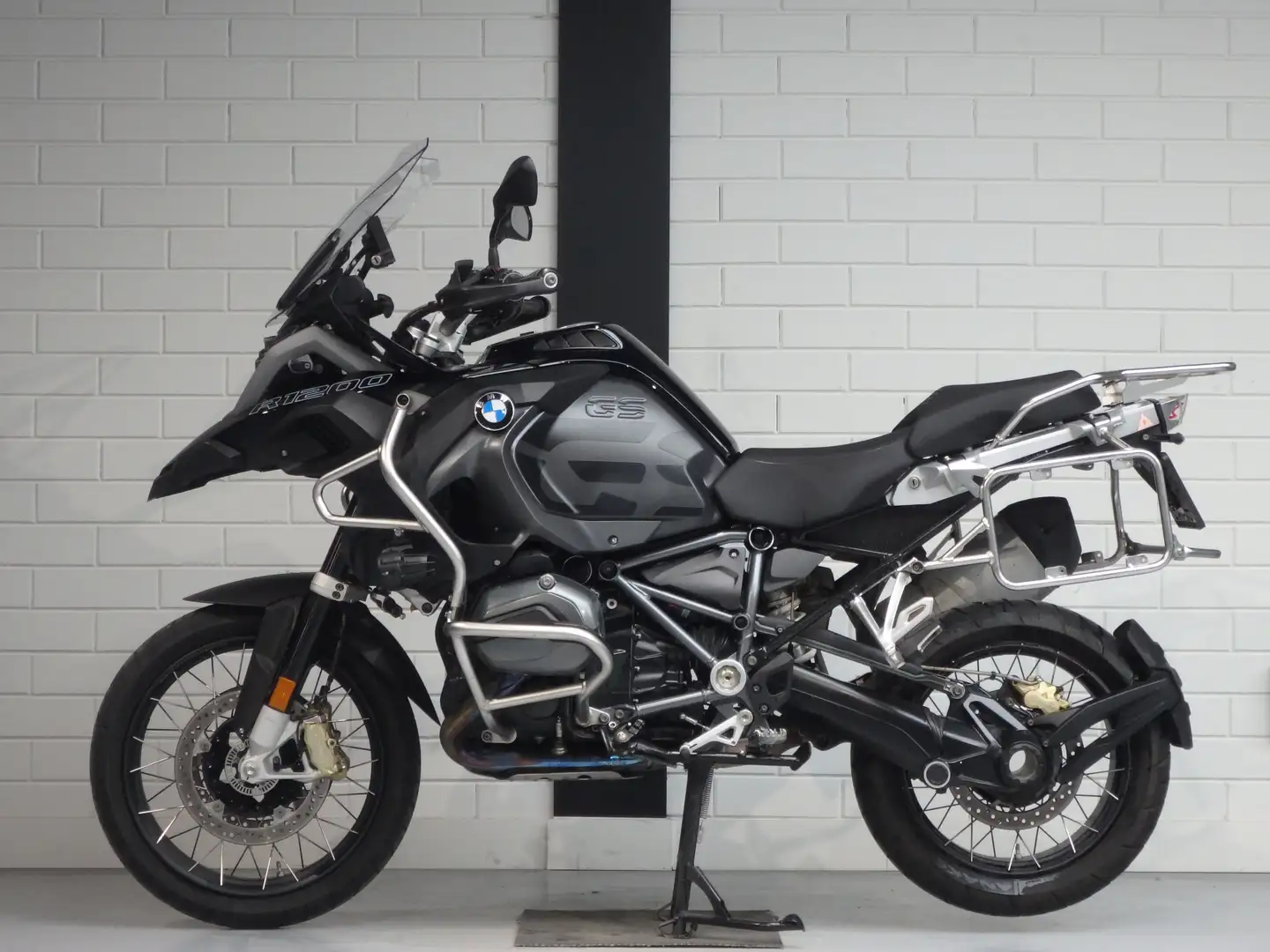 BMW R 1200 GS Adventure | Triple Black | Dynamic Pakket | Touring Pakket | Grijs - 2