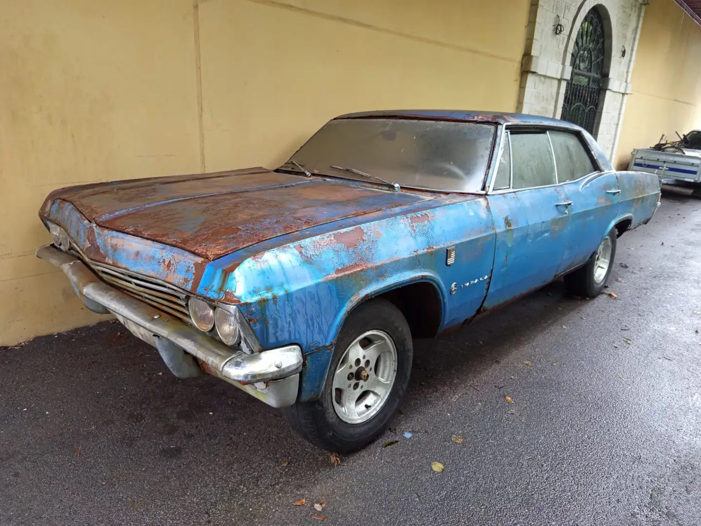 Chevrolet Impala - 1