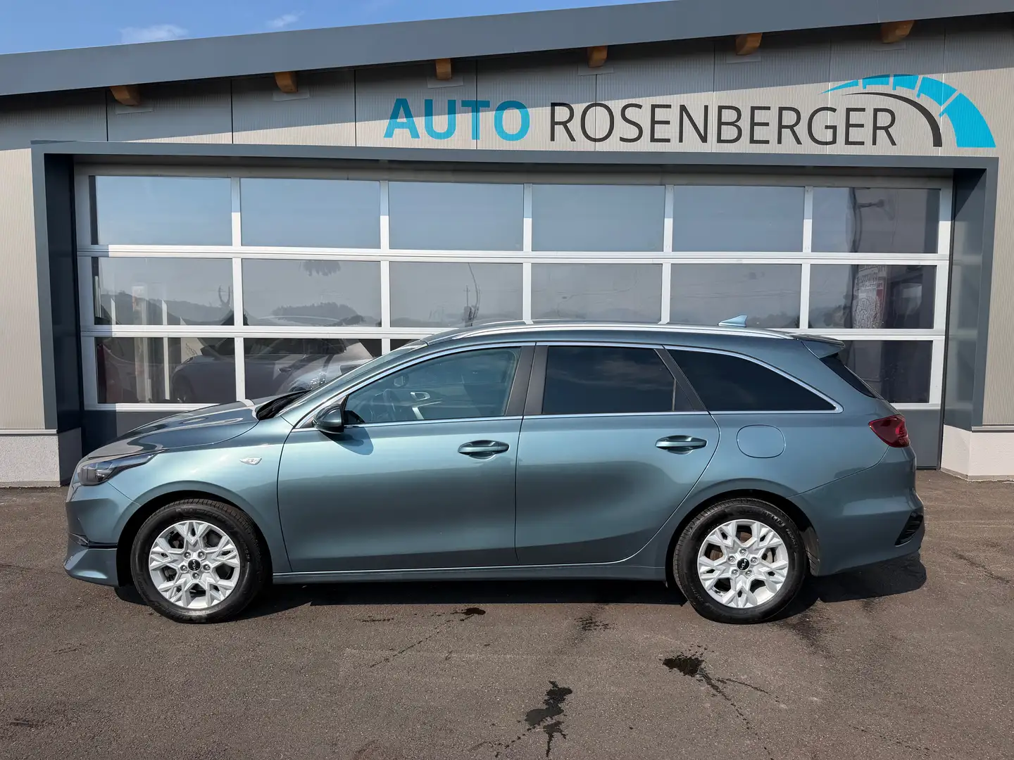 Kia Ceed SW / cee'd SW 1.6 CRDi*(48V Mild-Hybrid)RFK*NAVI*8-fach*PDC*uvm Grau - 2