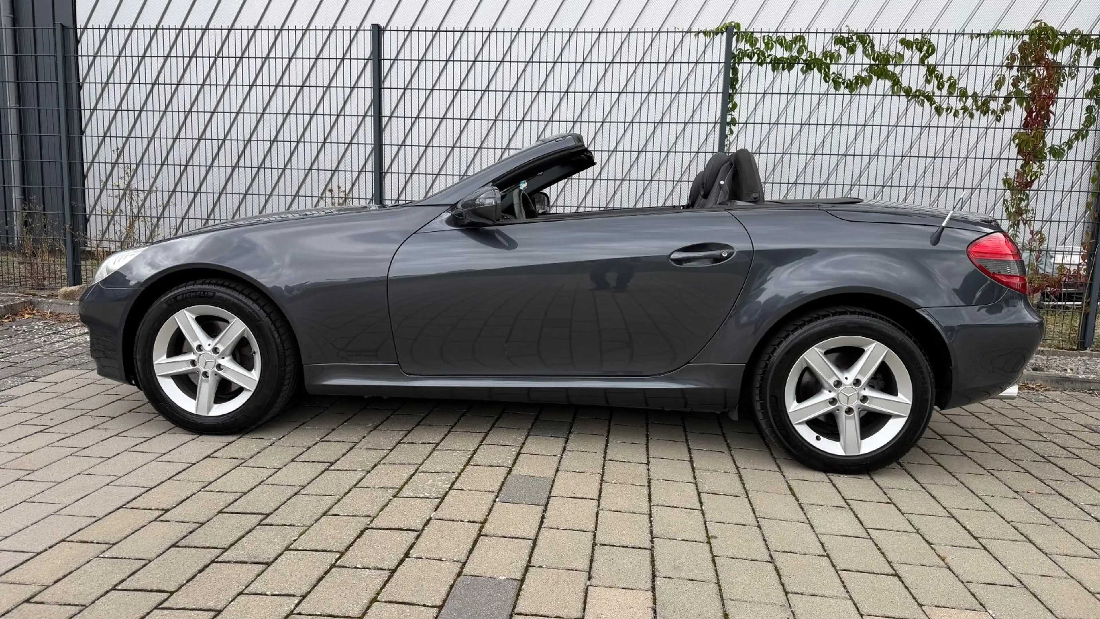 Mercedes-Benz SLK 200 Roadster Kompressor AUTOMATIK TÜV,LEDER — photo 12