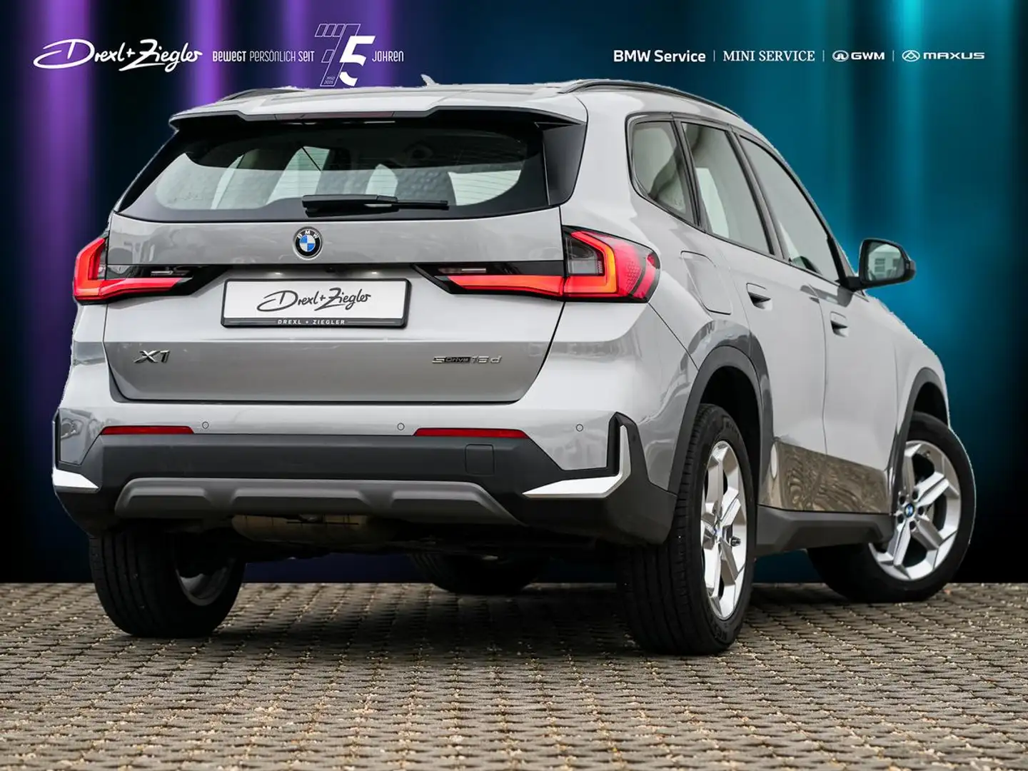 BMW X1 sDrive18d AHK 18 AdLED Aktivsitz KoZg SpPaket Silber - 2