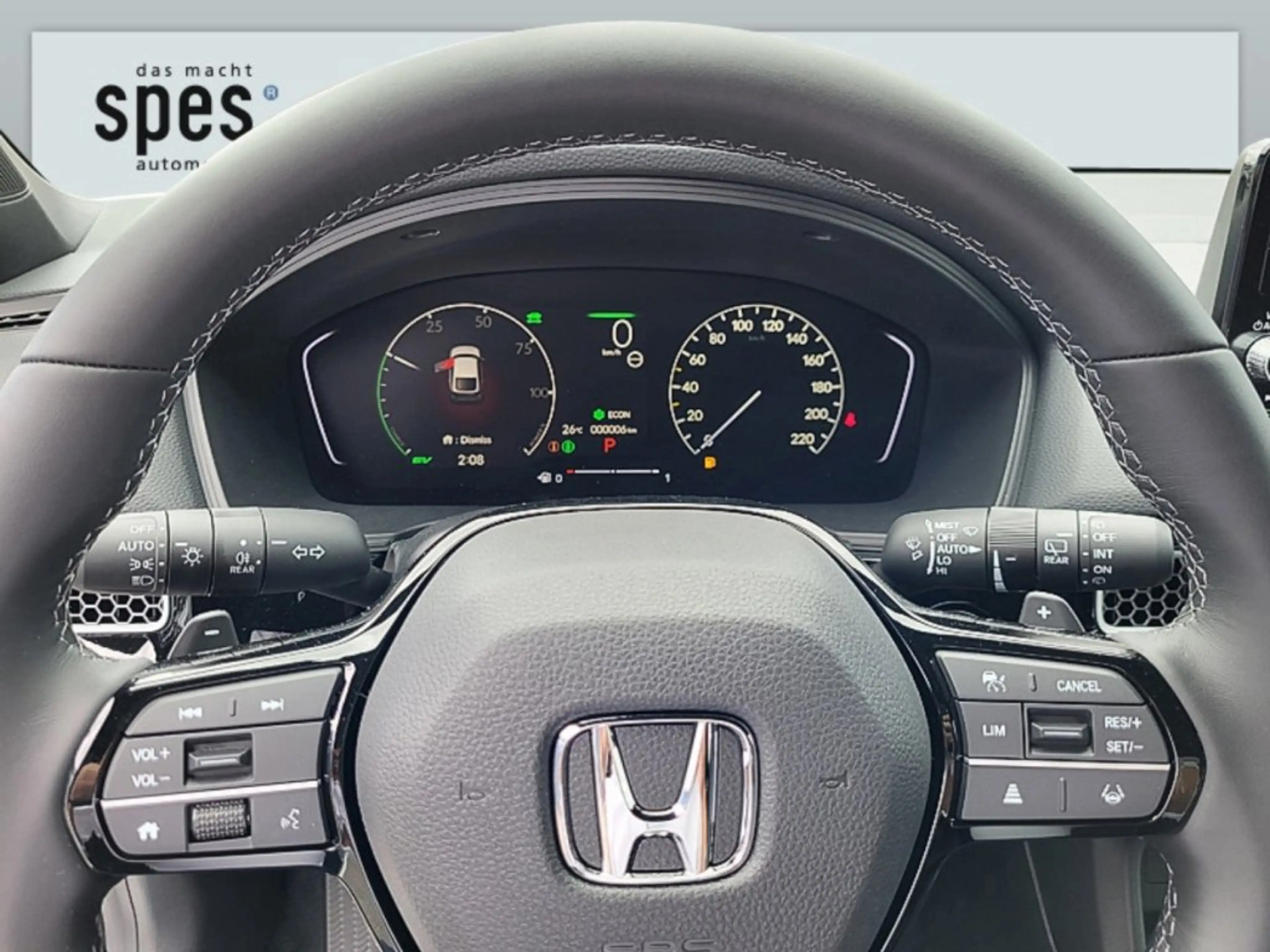 Honda Civic e: HEV 2,0 Elegance — photo 11