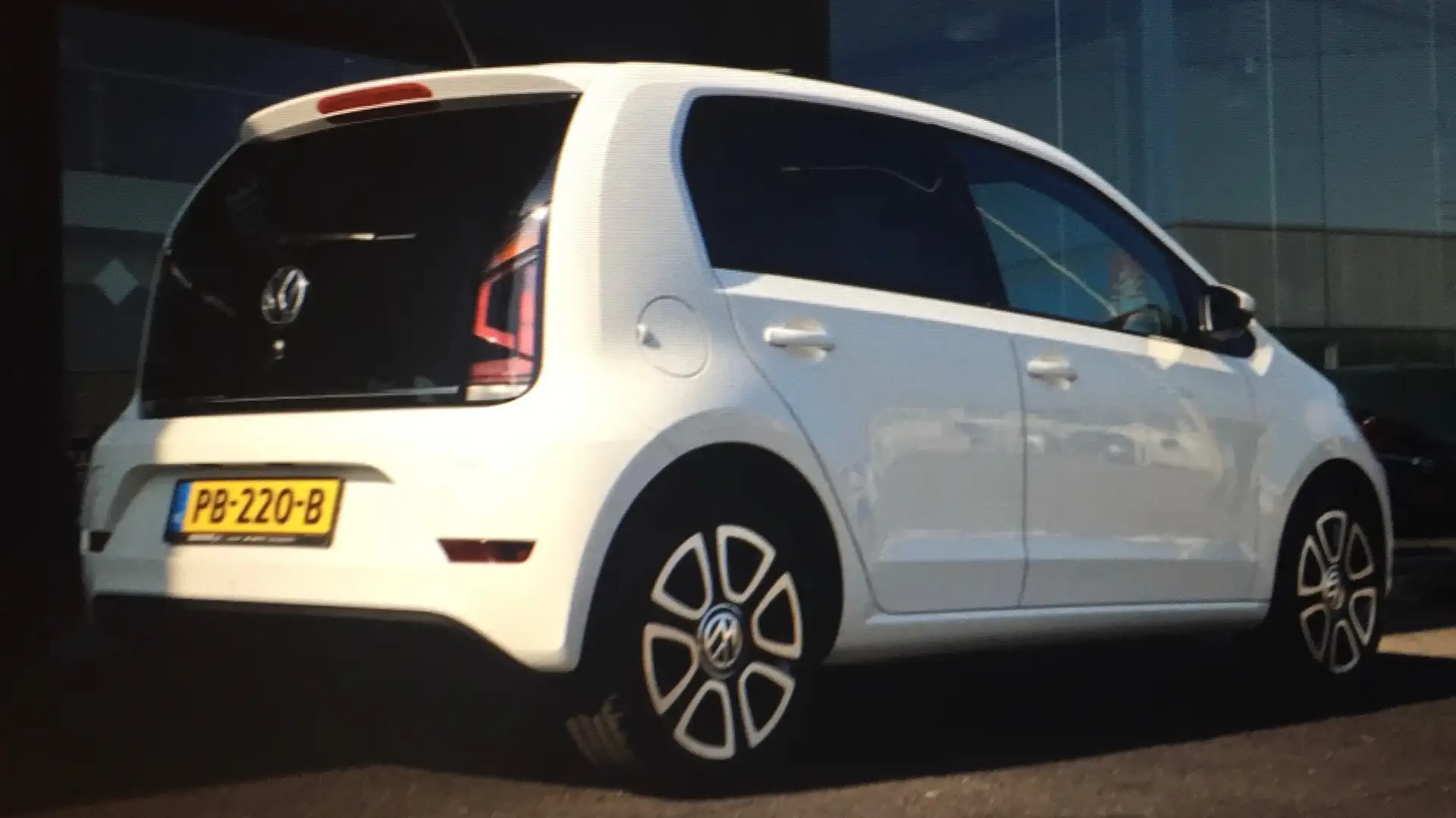 Volkswagen up! up! 1.0 BMT high Wit - 2
