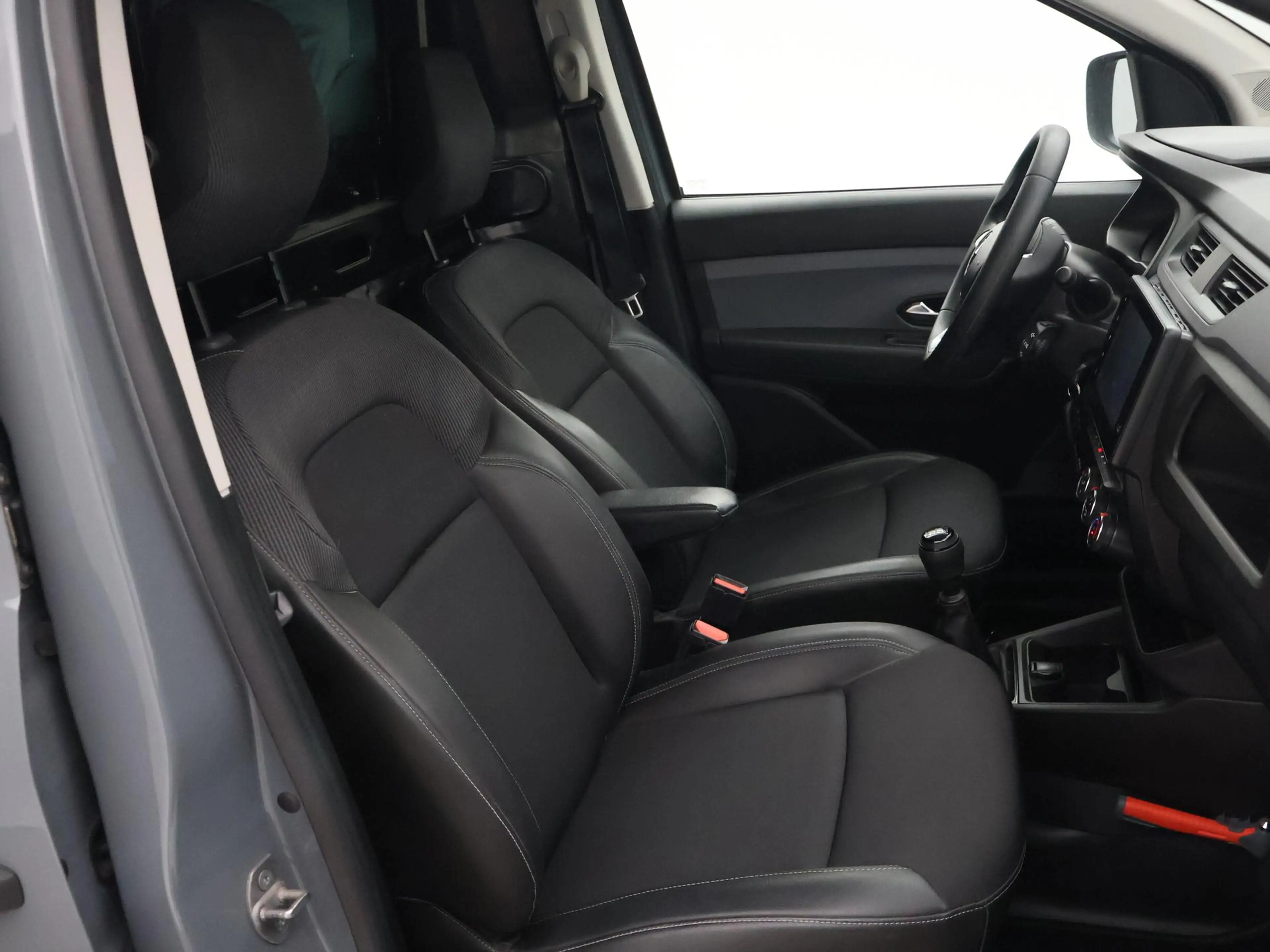 Renault Express 1.5 dCi 75 COMFORT EXTRA*1e EIG*+ CAMERA | CARPLAY — photo 4