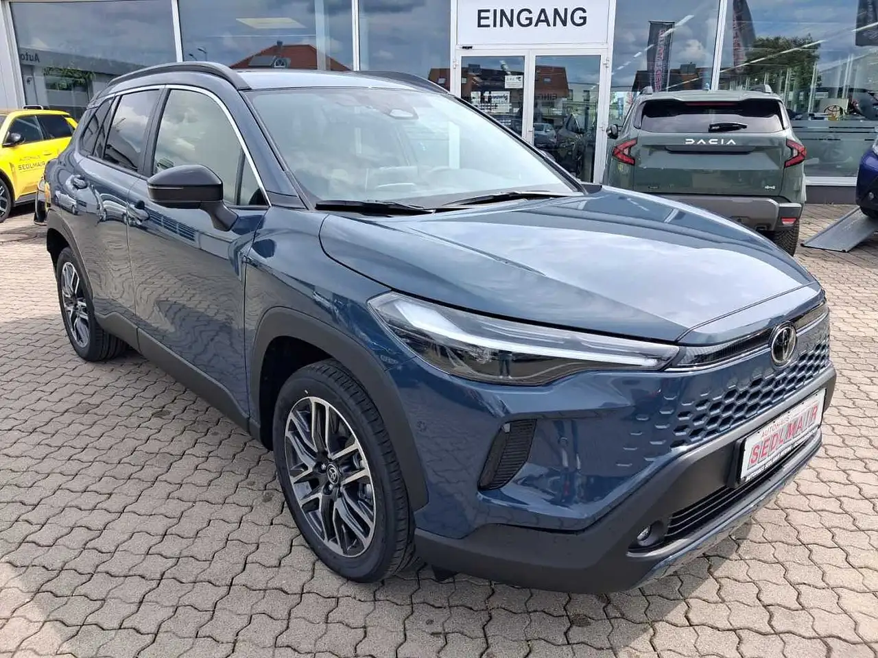 Toyota Corolla Cross 2.0 Hybrid Elegant 2