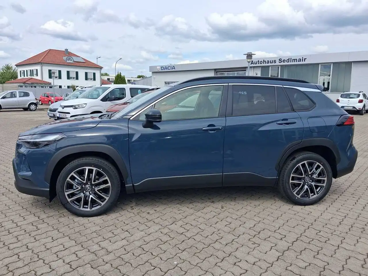 Toyota Corolla Cross 2.0 Hybrid Elegant 5
