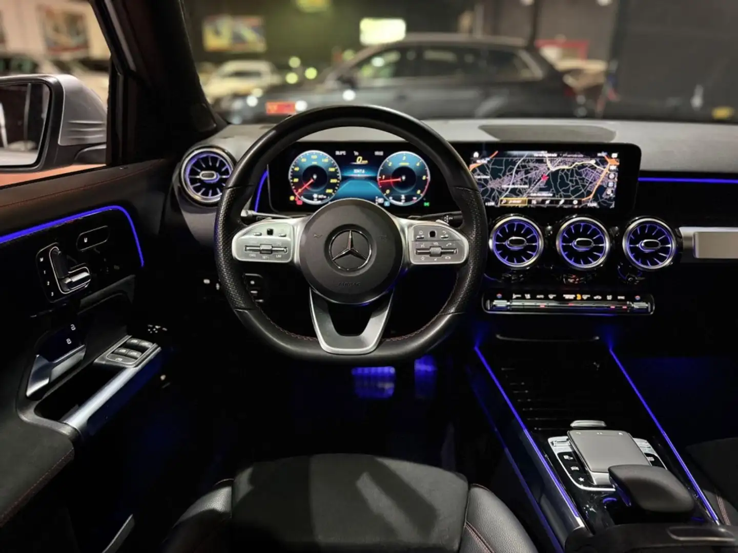 Mercedes-Benz GLB 200 200d 8G-DCT 7 plazas Plateado - 2