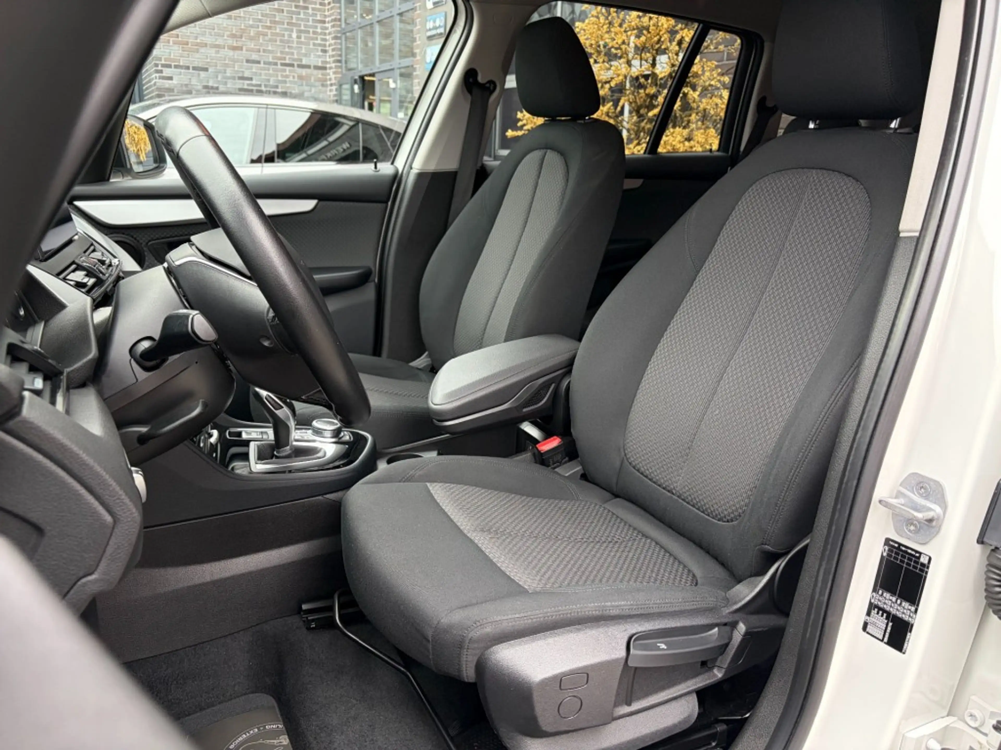 BMW 218 218I AUT. - NAVI PLUS - HEAD UP - TREKH. - ORG. NL — photo 12
