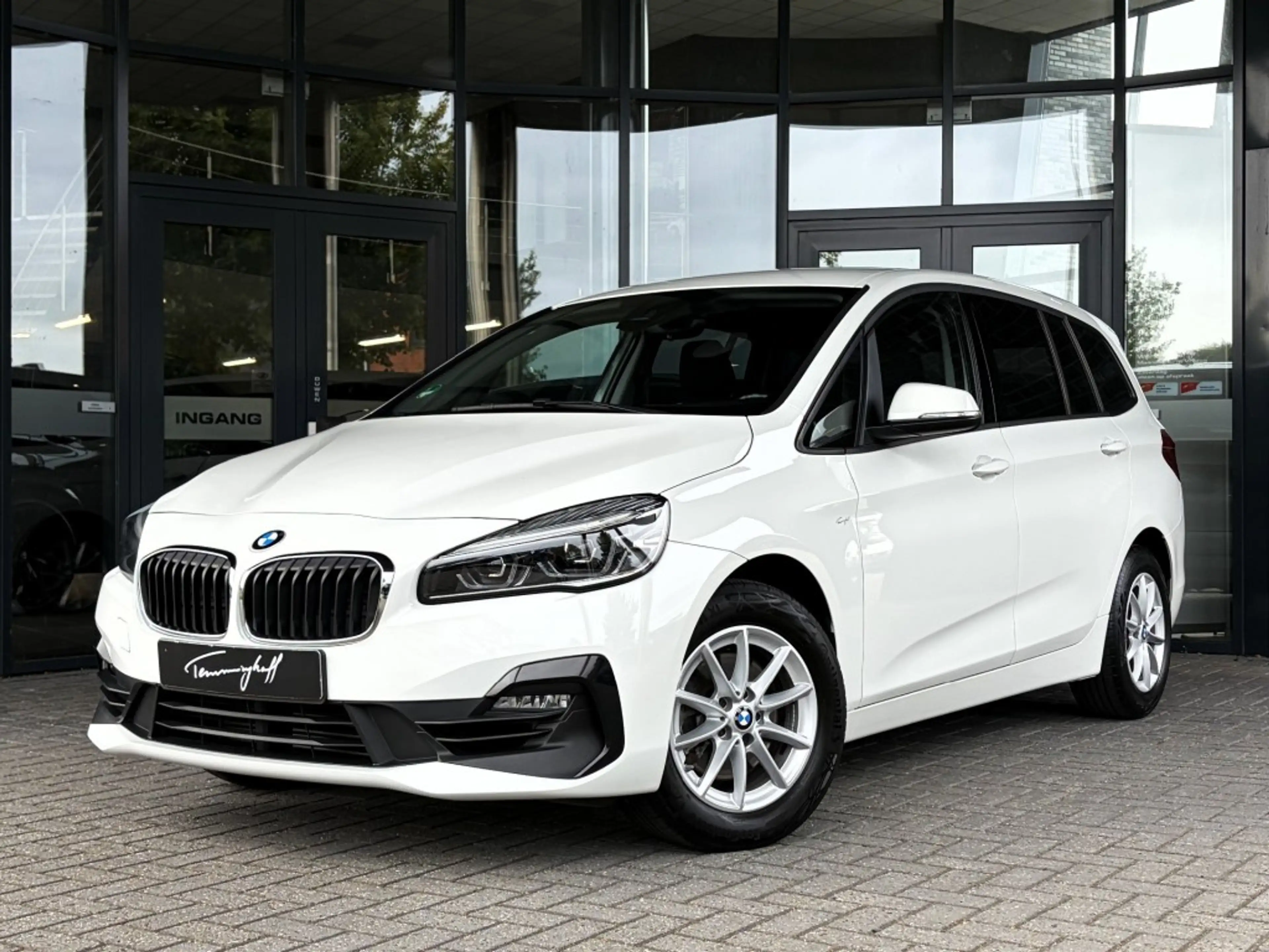 BMW 218 218I AUT. - NAVI PLUS - HEAD UP - TREKH. - ORG. NL