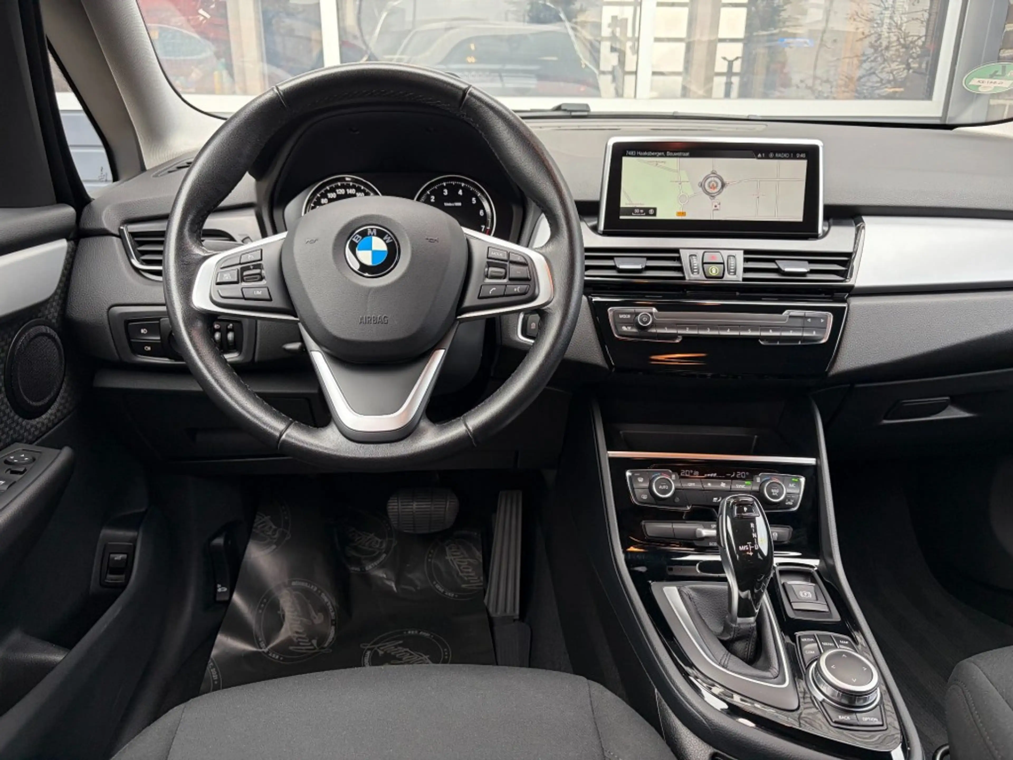 BMW 218 218I AUT. - NAVI PLUS - HEAD UP - TREKH. - ORG. NL — photo 2
