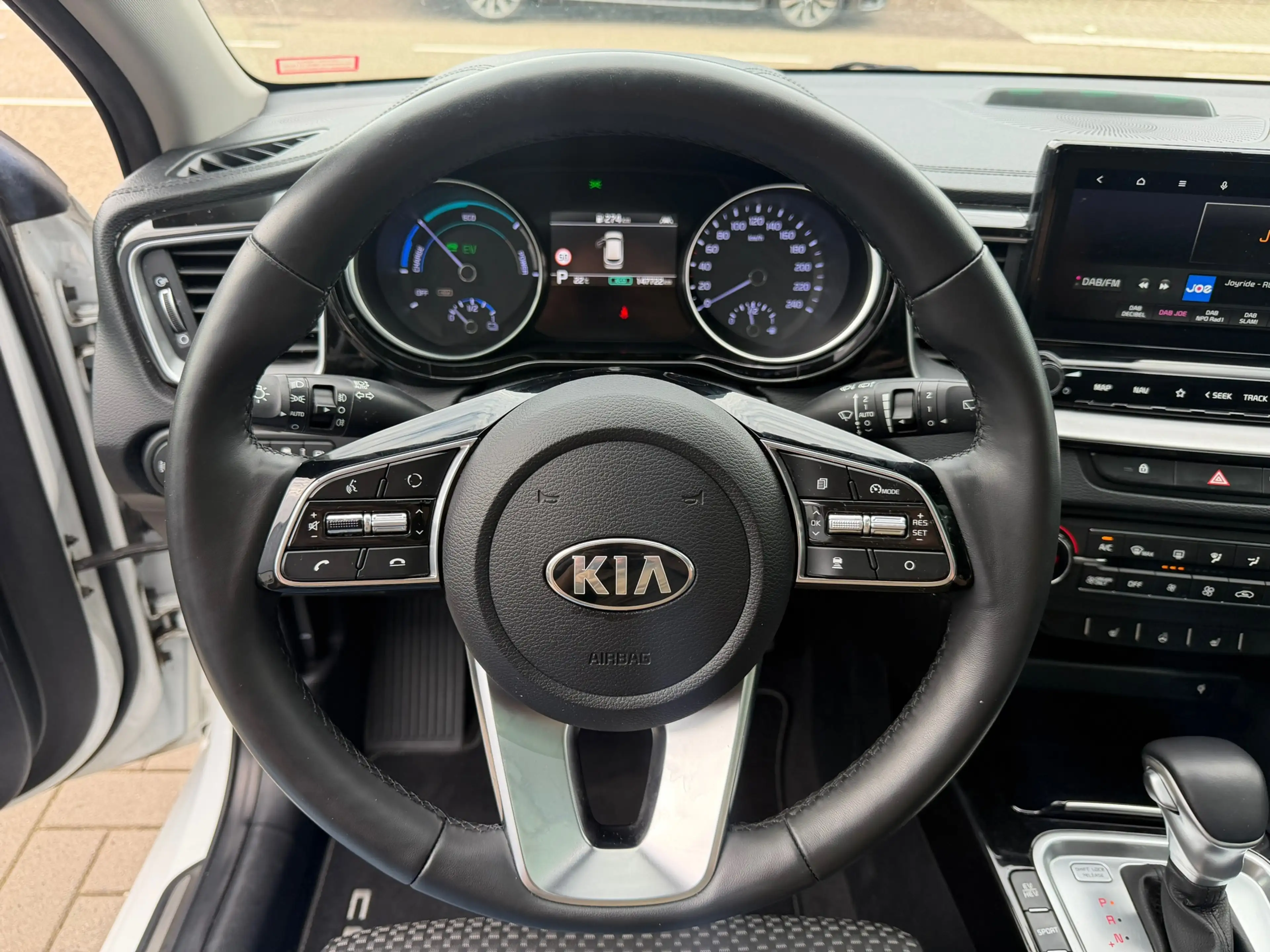 Kia Ceed SW / cee'd SW Sportswagon 1.6 GDI PHEV DynamicPlusLine TREKHAAK — photo 25