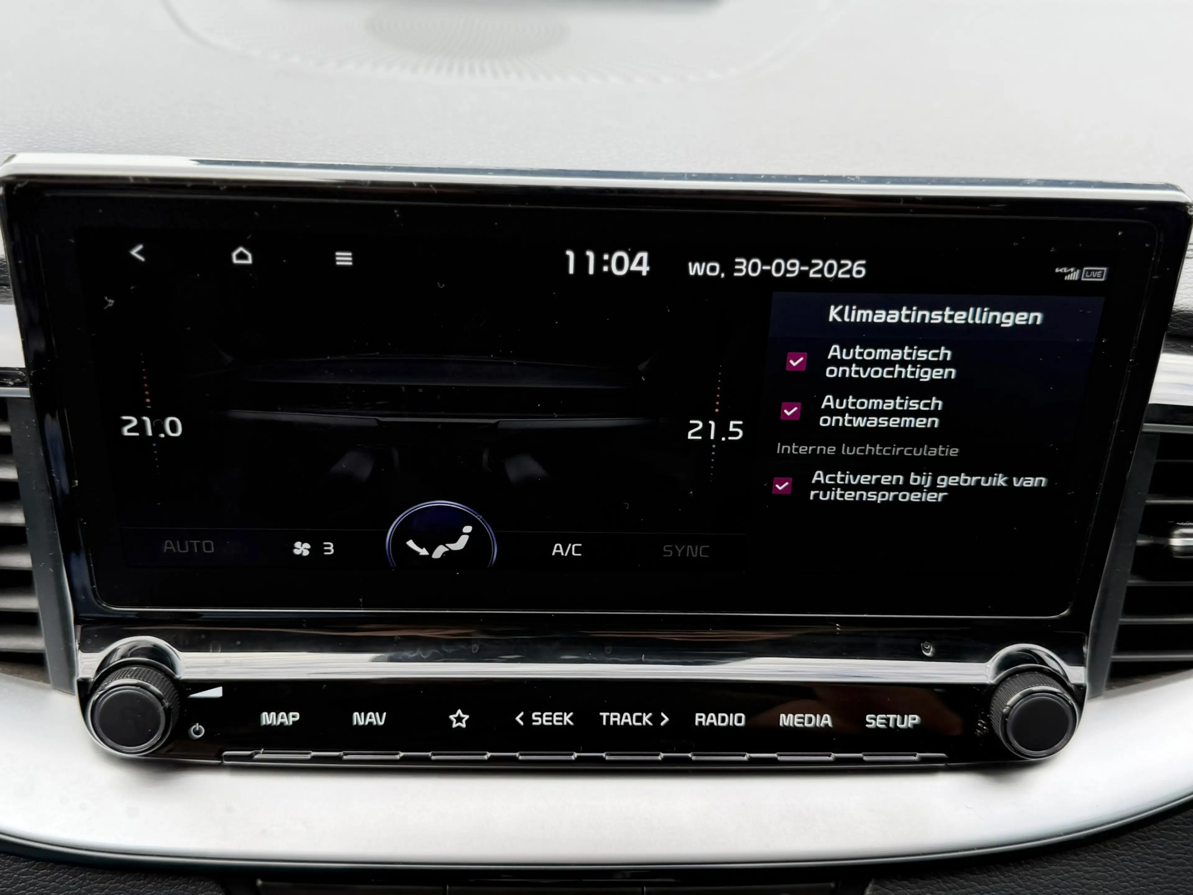 Kia Ceed SW / cee'd SW Sportswagon 1.6 GDI PHEV DynamicPlusLine TREKHAAK — photo 43
