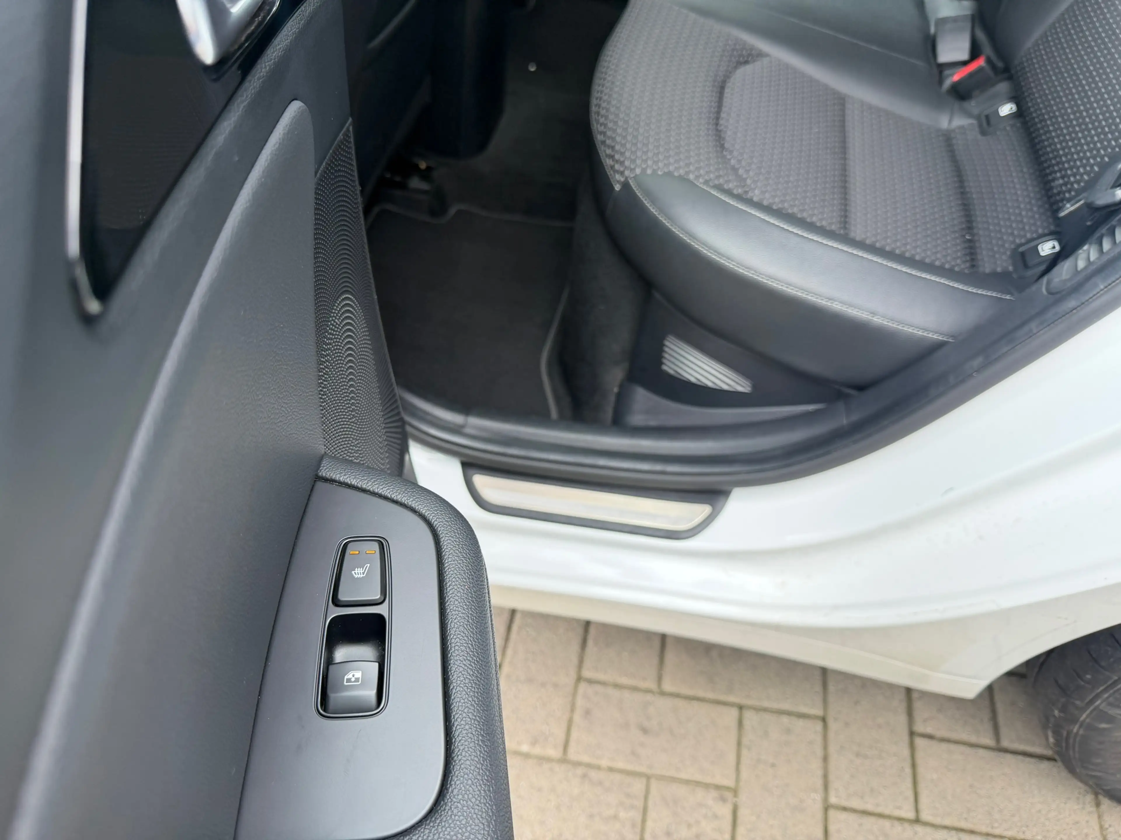 Kia Ceed SW / cee'd SW Sportswagon 1.6 GDI PHEV DynamicPlusLine TREKHAAK — photo 13