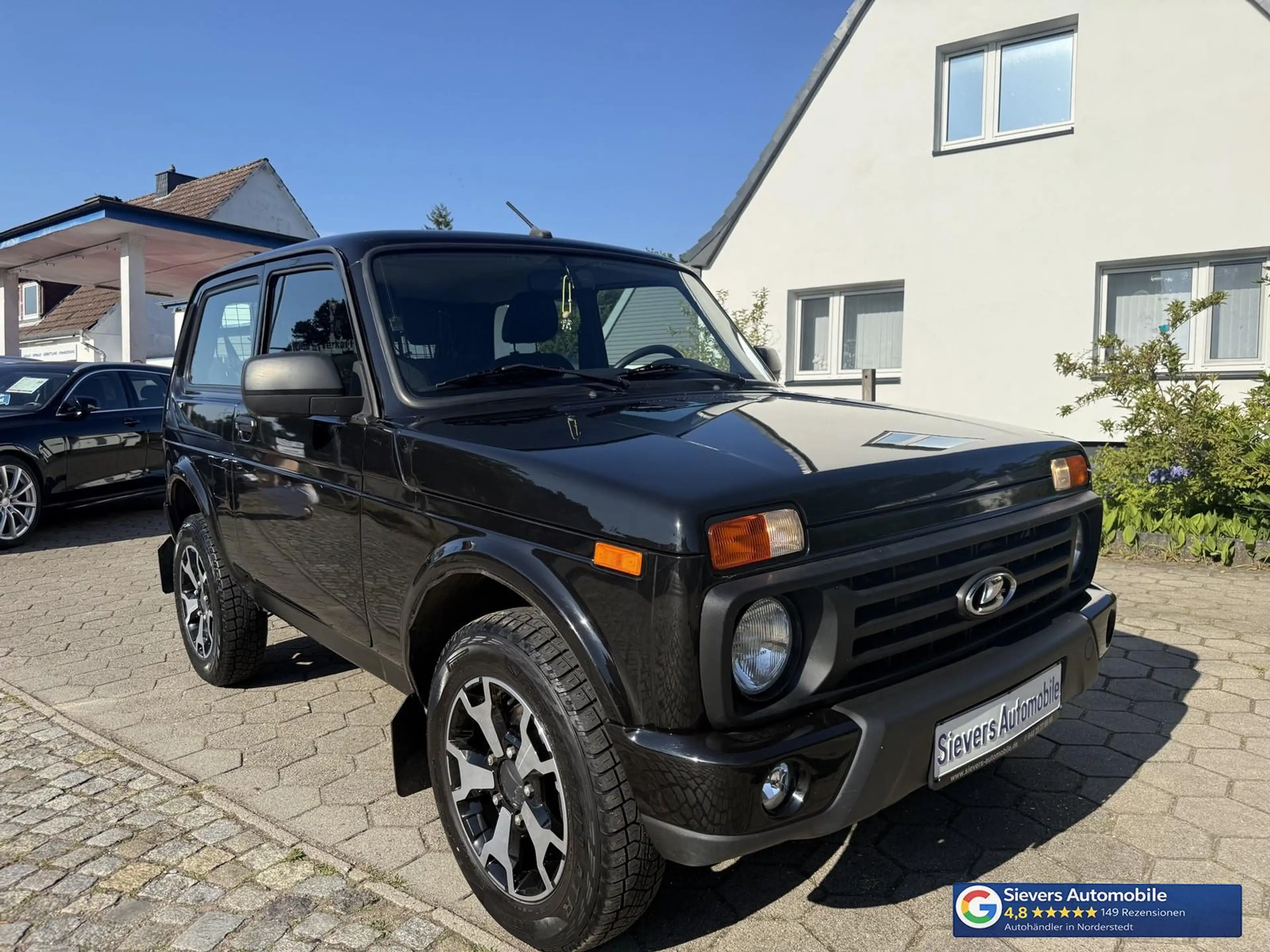 Lada Niva Legend Urban 4x4 Klima SHZ TÜV 07/28 elektr. Fenst — photo 2