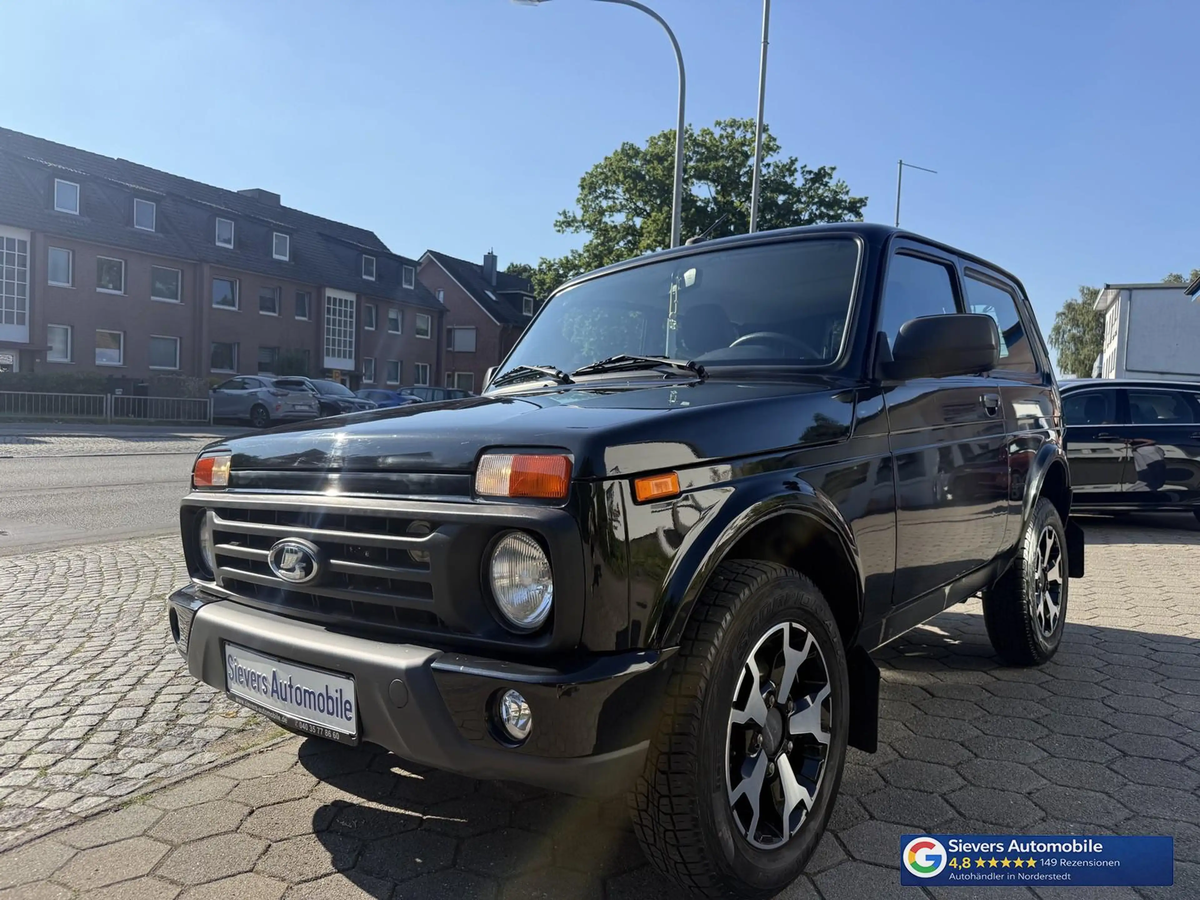 Lada Niva Legend Urban 4x4 Klima SHZ TÜV 07/28 elektr. Fenst