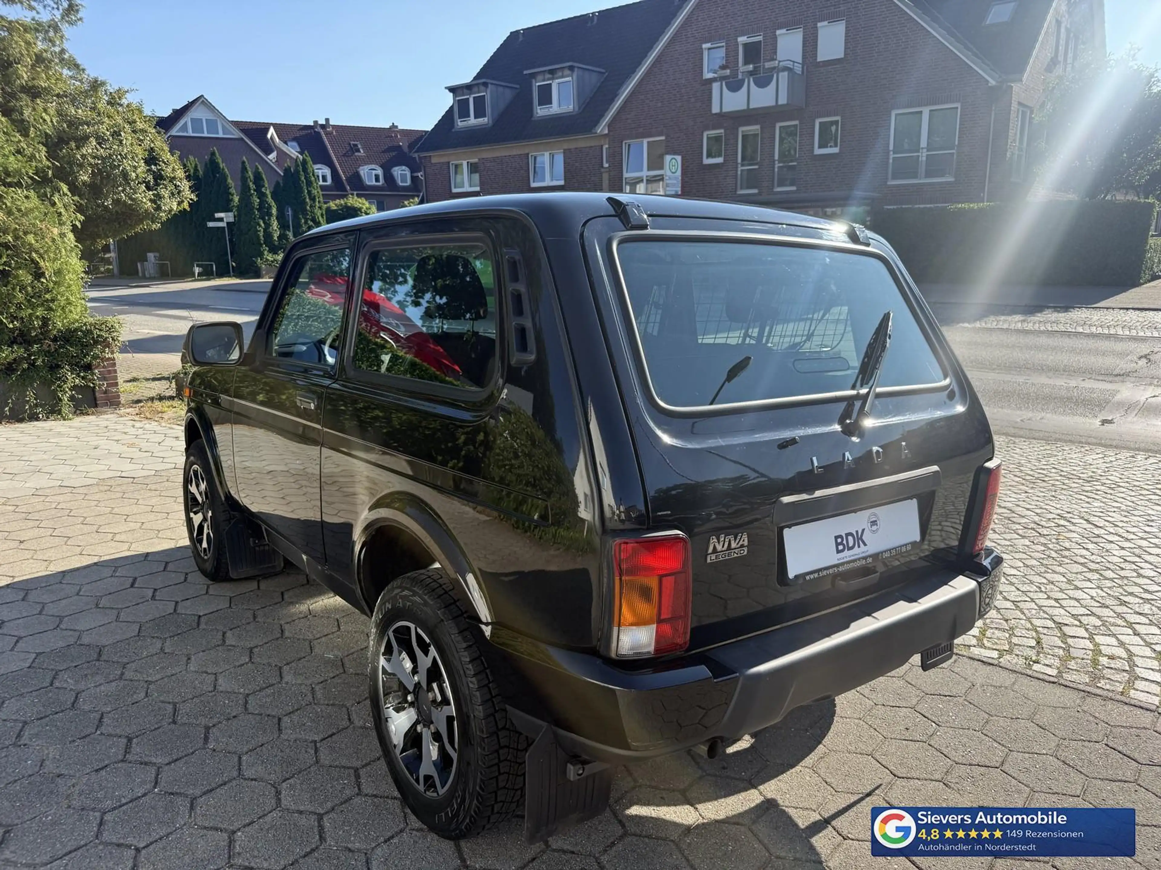 Lada Niva Legend Urban 4x4 Klima SHZ TÜV 07/28 elektr. Fenst — photo 7