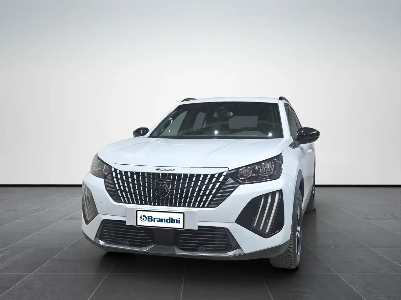 Peugeot 2008 1.2 PureTech Allure — photo 1 of 15