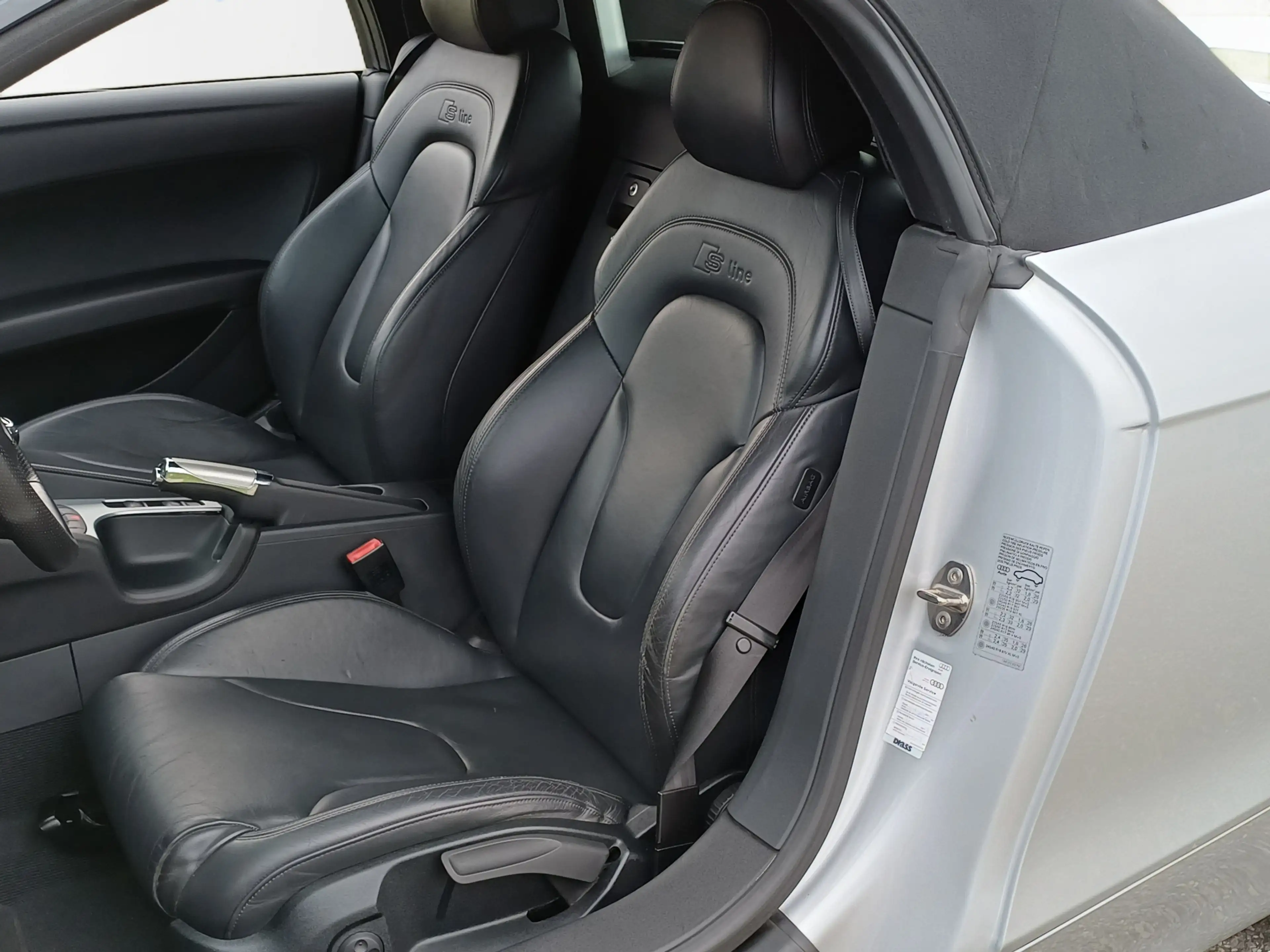 Audi TT Roadster 1.8 TFSI S-edition /3X S-Line/Leder/Navi/ — photo 2