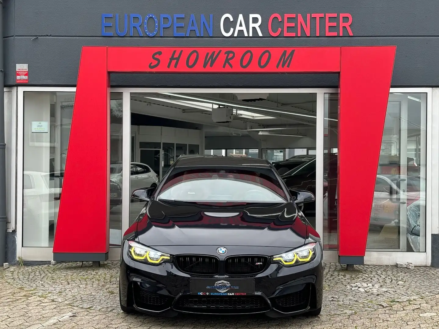 BMW M4 COMPETITION *INDIVIDUAL* M PERFORMANCE Noir - 1
