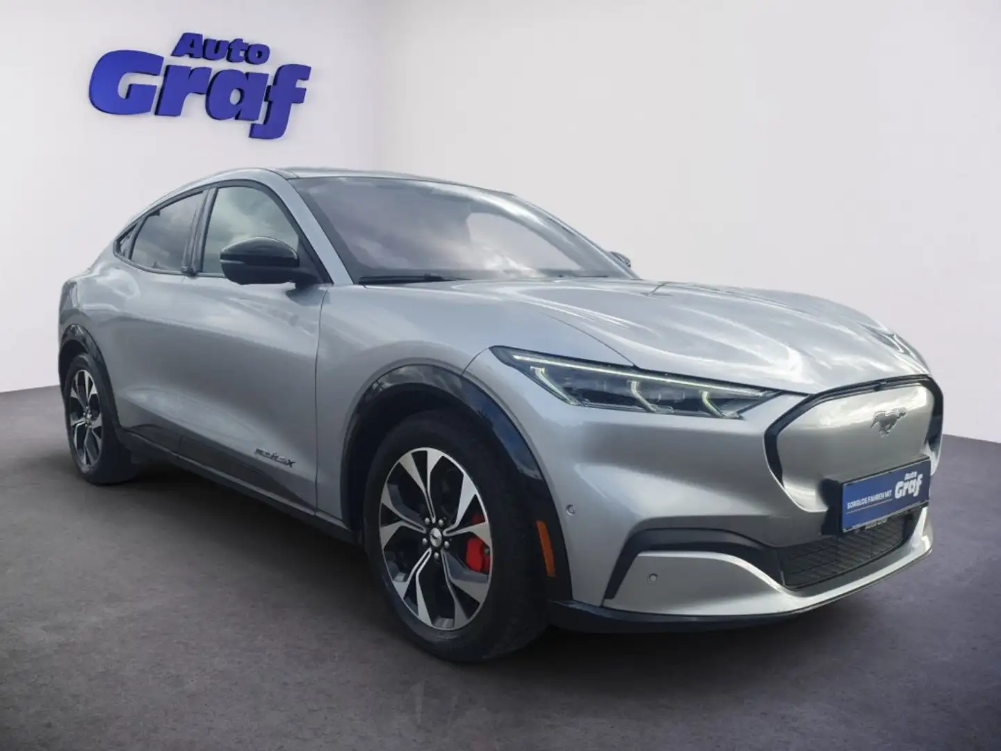 Ford Mustang Mach-E 88kWh AWD Elektro Extended Range Silber - 2