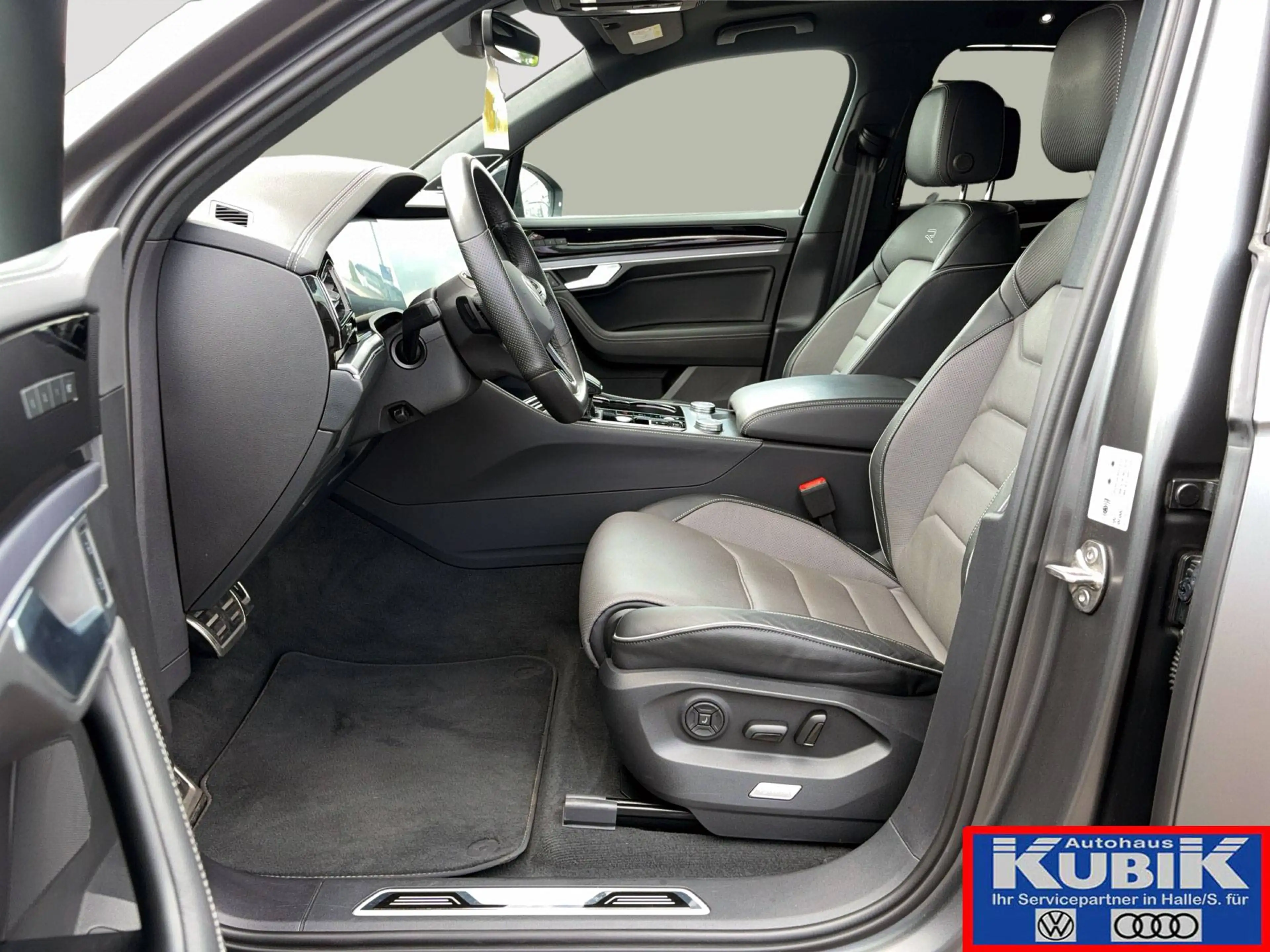 Volkswagen Touareg Touareg 3.0 TDI R-Line Black Style+Allradlenkung+ — photo 5