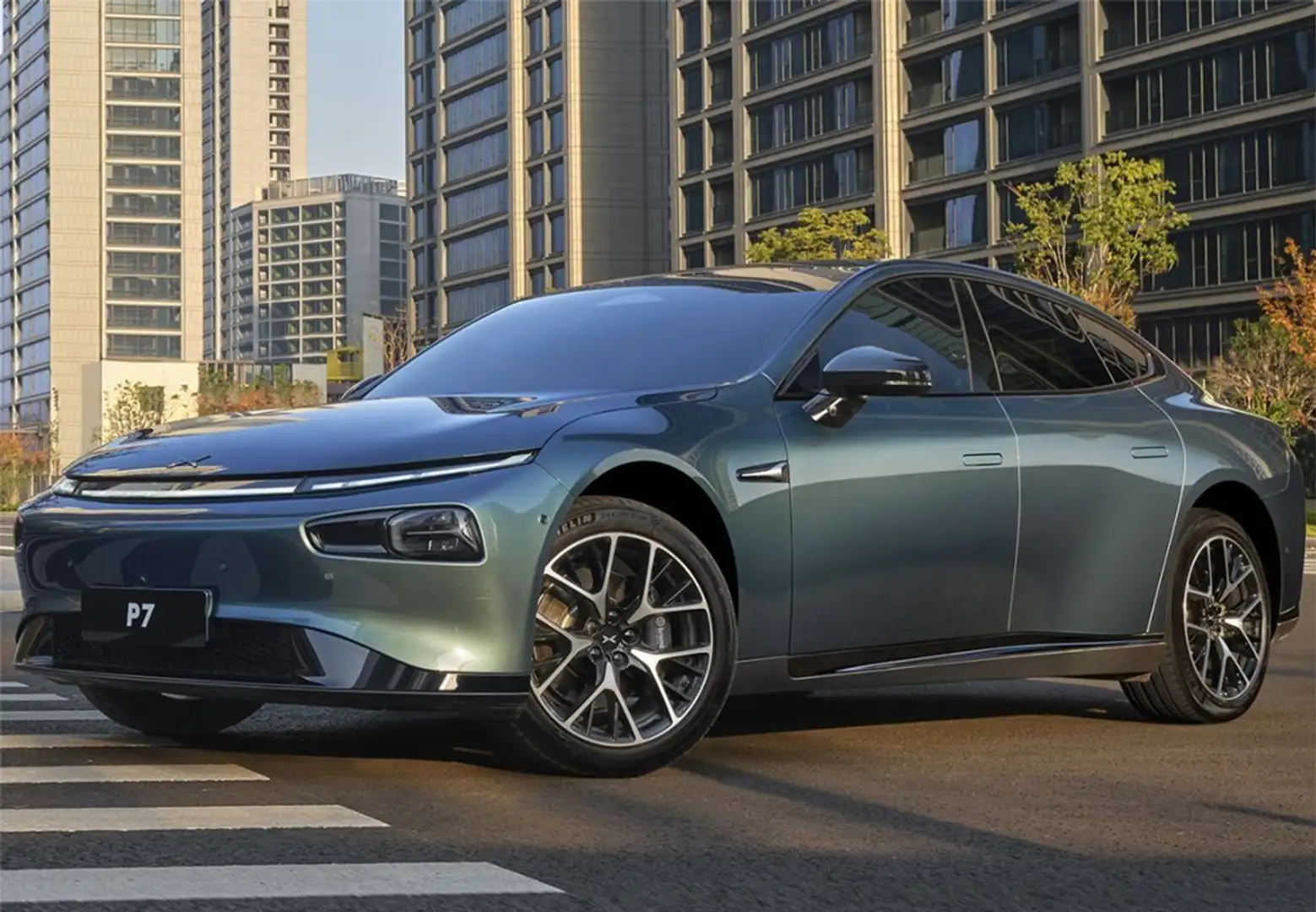 Xpeng P7 Performance AWD 348kW - 1