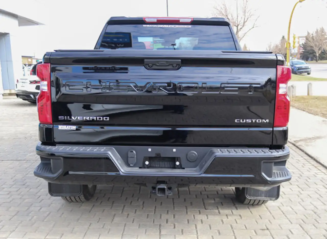 Chevrolet Silverado 1500 снимка Chevrolet Silverado 1500