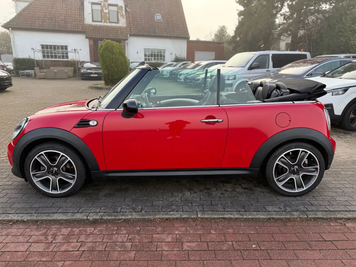 MINI Cooper Cabrio Chili*2.Hd*Leder*Pano*Navi*Xenon* Rot - 1