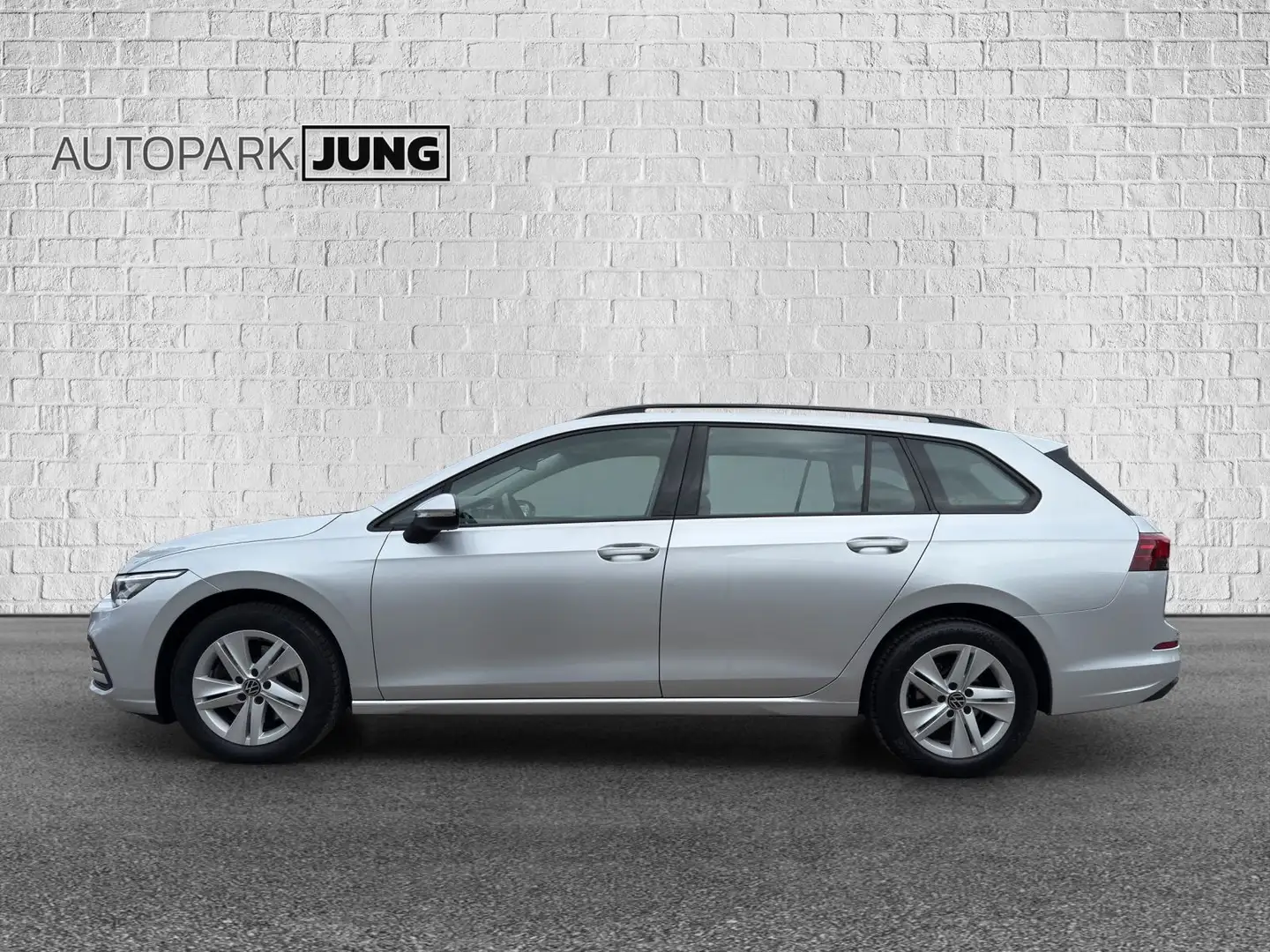 Volkswagen Golf VIII Variant Life*Navi*ACC*AHK Silber - 2
