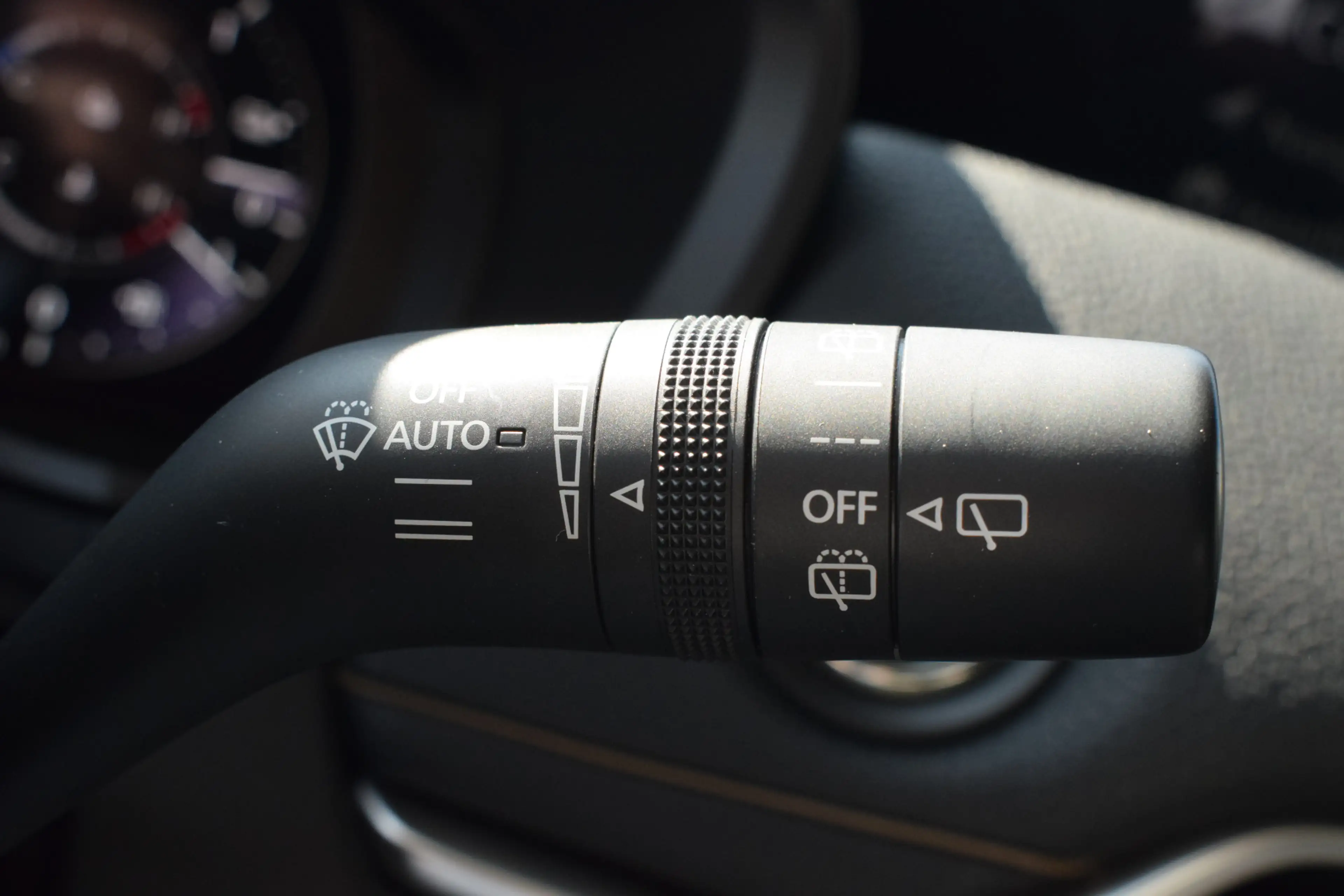 Mazda CX-60 2.5 e-SkyActiv PHEV Homura - Convenience & Sound P — photo 24