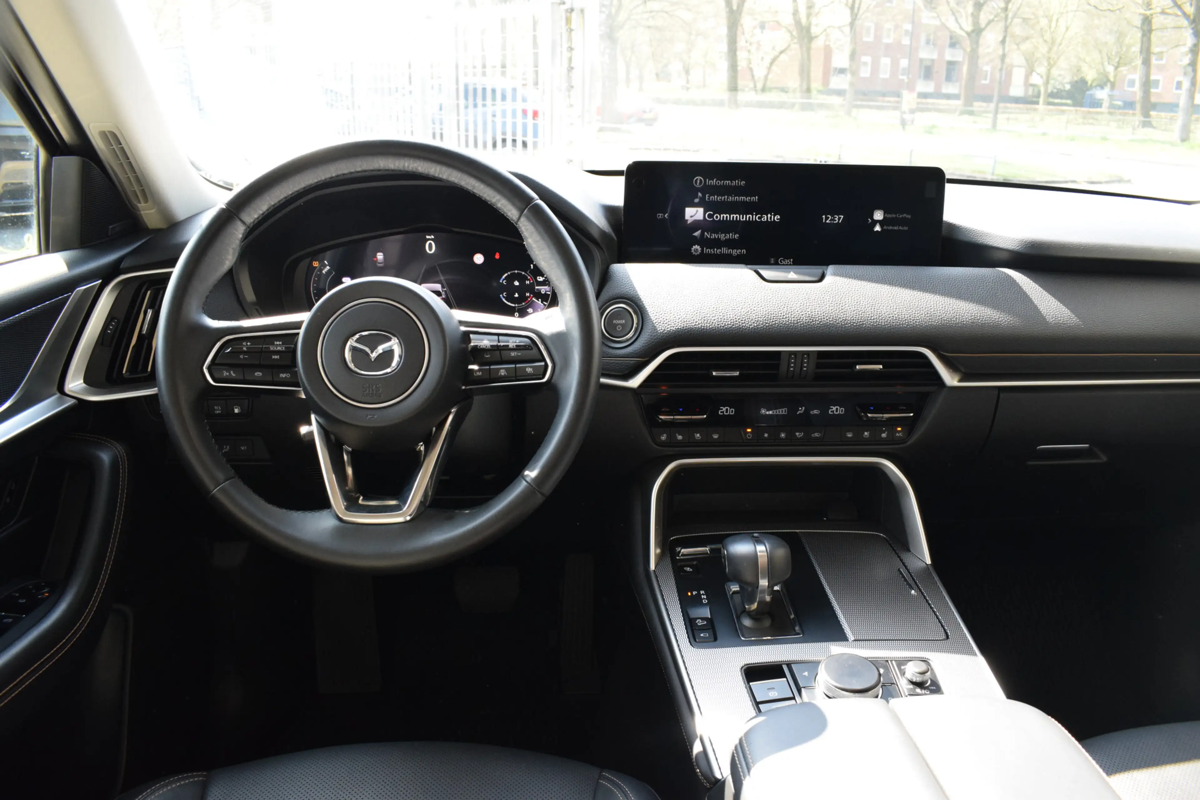 Mazda CX-60 2.5 e-SkyActiv PHEV Homura - Convenience & Sound P — photo 13