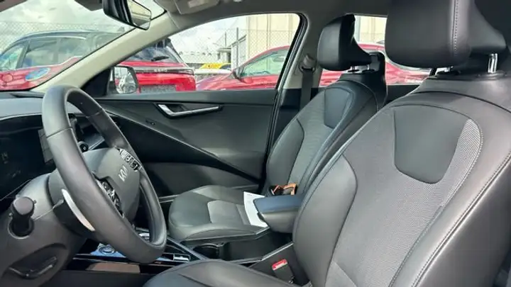 Kia Niro 2025, foto 7