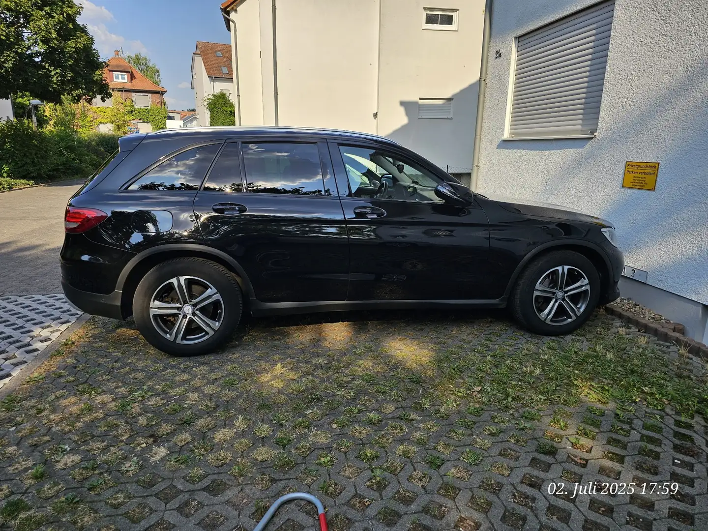Mercedes-Benz GLC 220 d 4Matic 9G-TRONIC Schwarz - 2