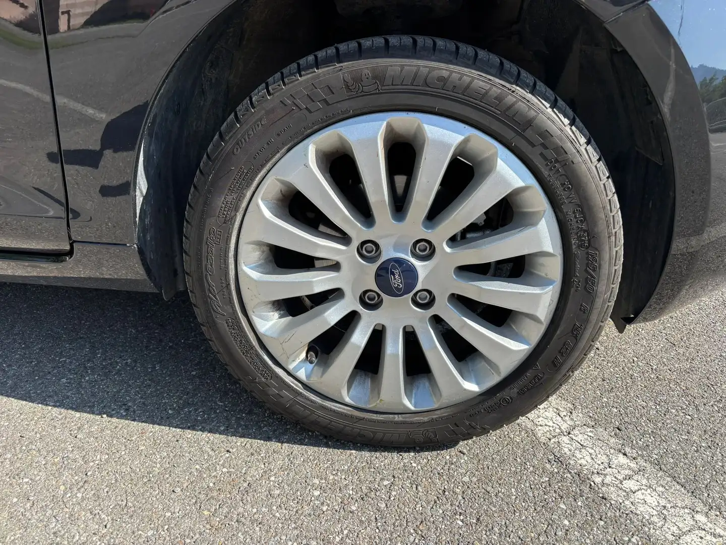 Ford Ka/Ka+ Titanium Nero - 2