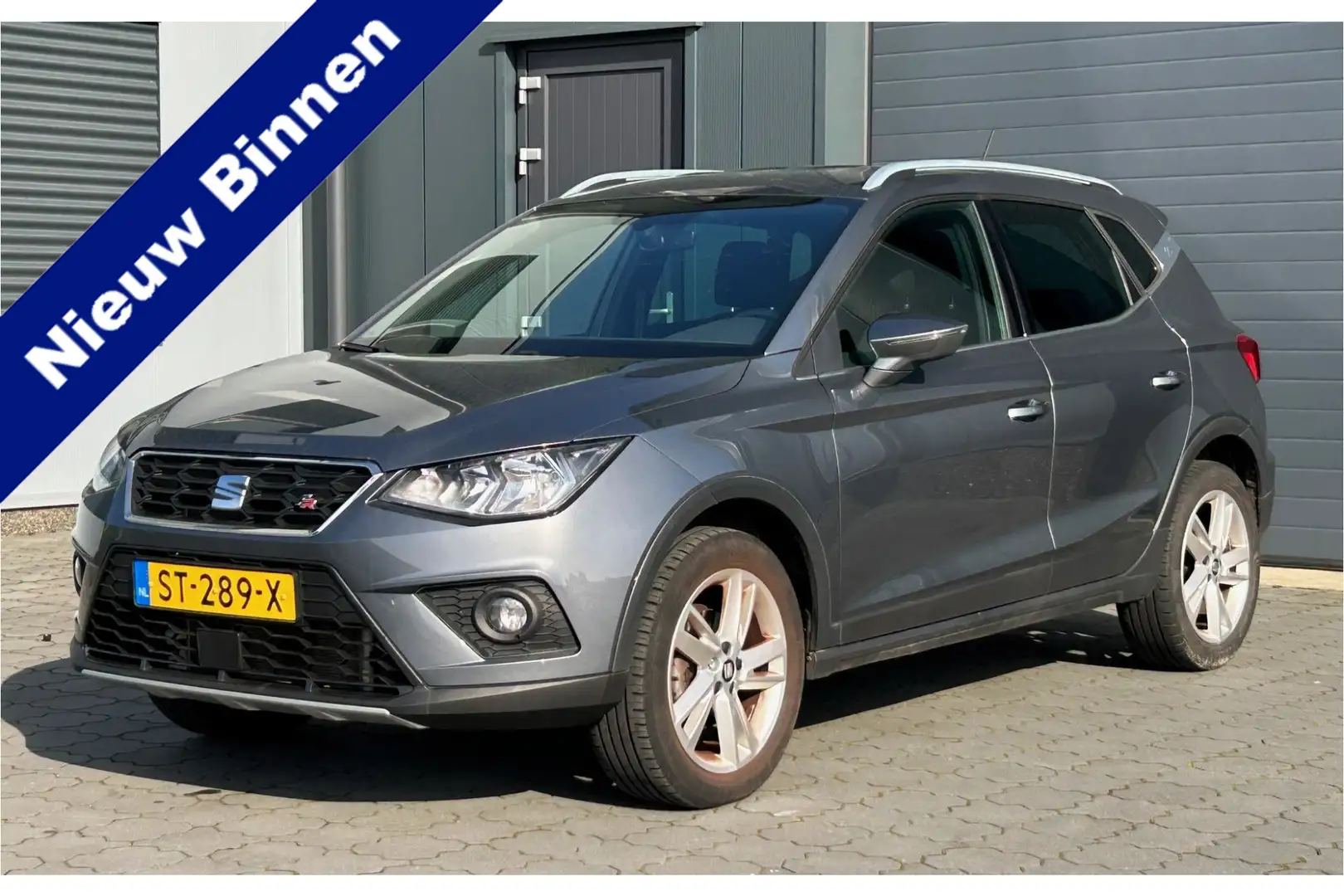 SEAT Arona 1.0 TSI DSG FR 61654KM! NL-auto! Grau - 1