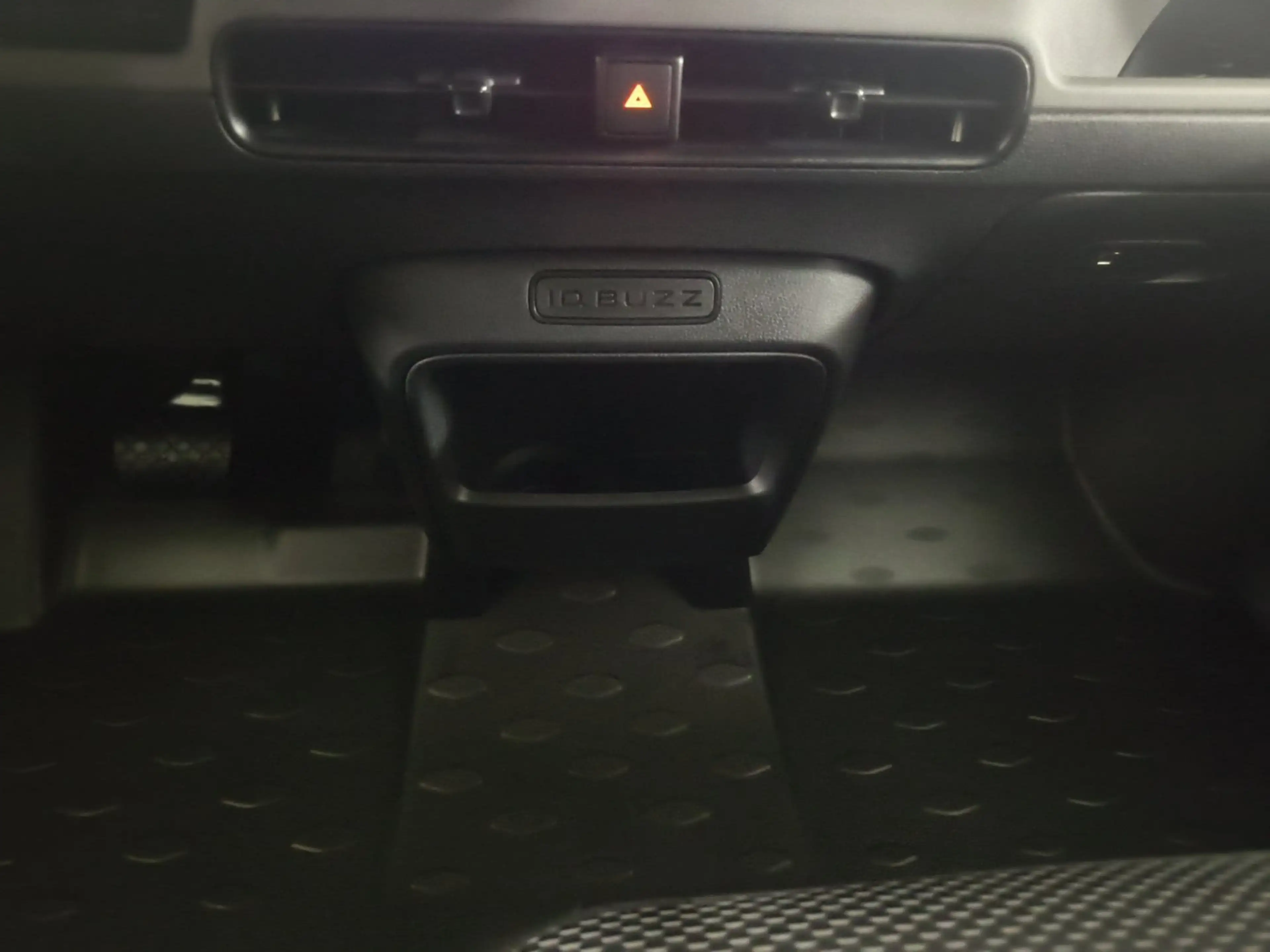 Volkswagen ID. Buzz VW ID. Buzz Cargo Pure Entry 140 kW — photo 18